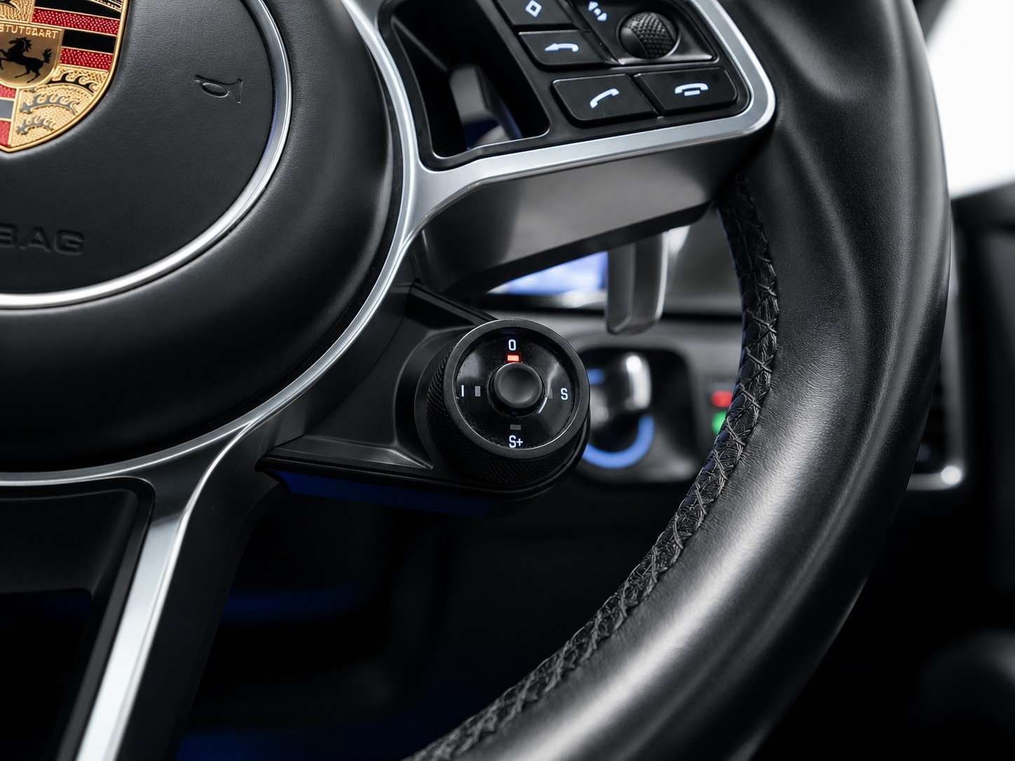 2019 PORSCHE CAYENNE 2019 PORSCHE CAYENNE
