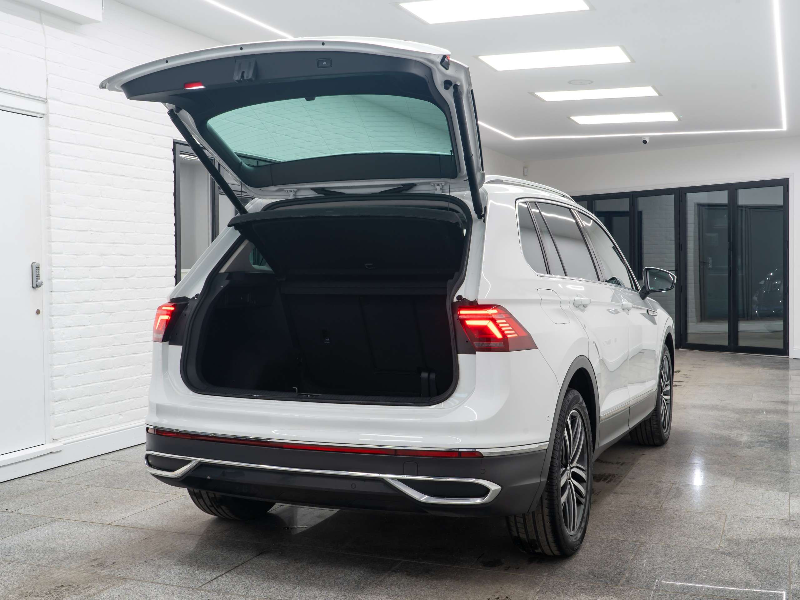 2020 VOLKSWAGEN TIGUAN 2020 VOLKSWAGEN TIGUAN