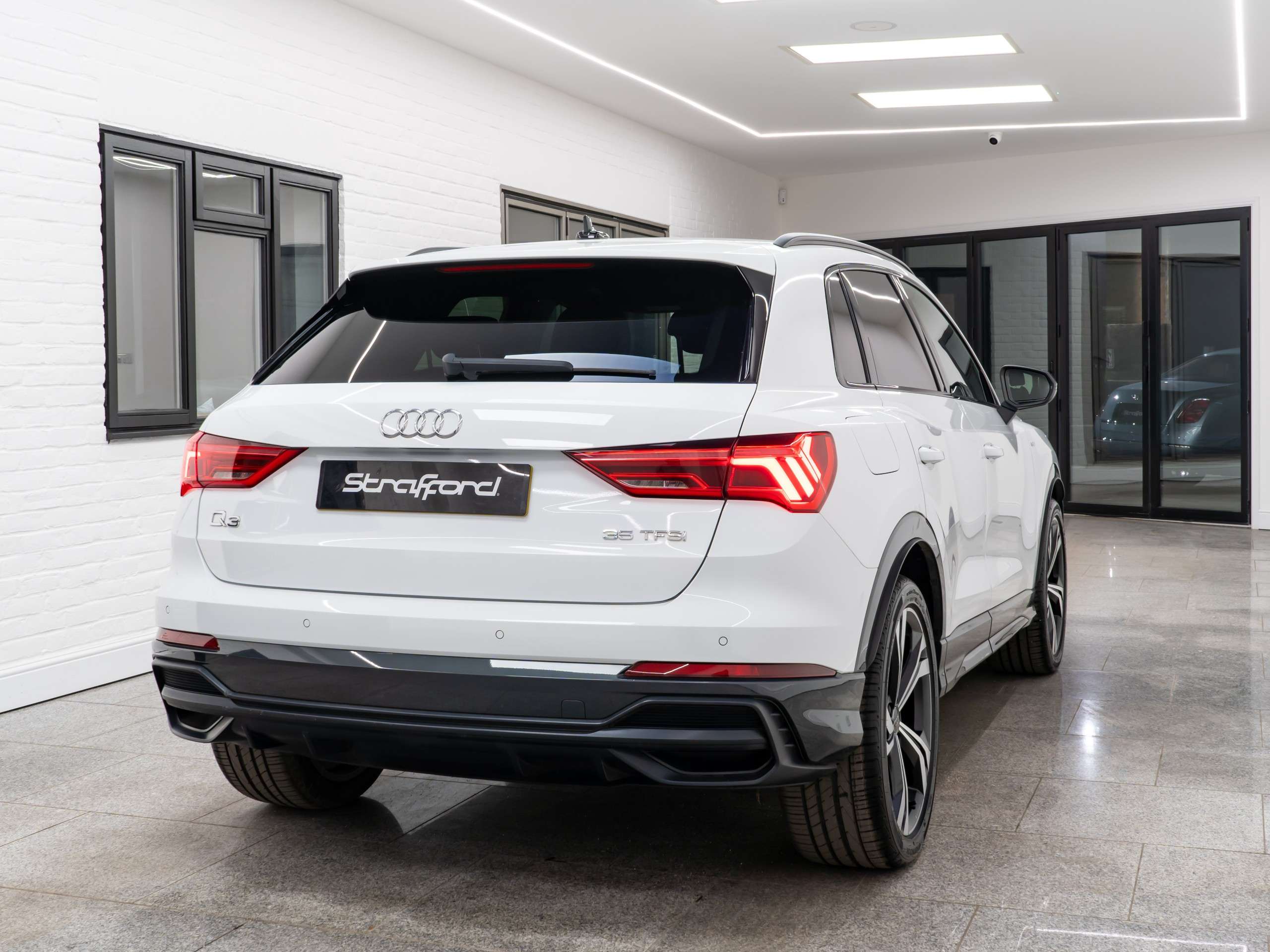 2020 AUDI Q3 2020 AUDI Q3