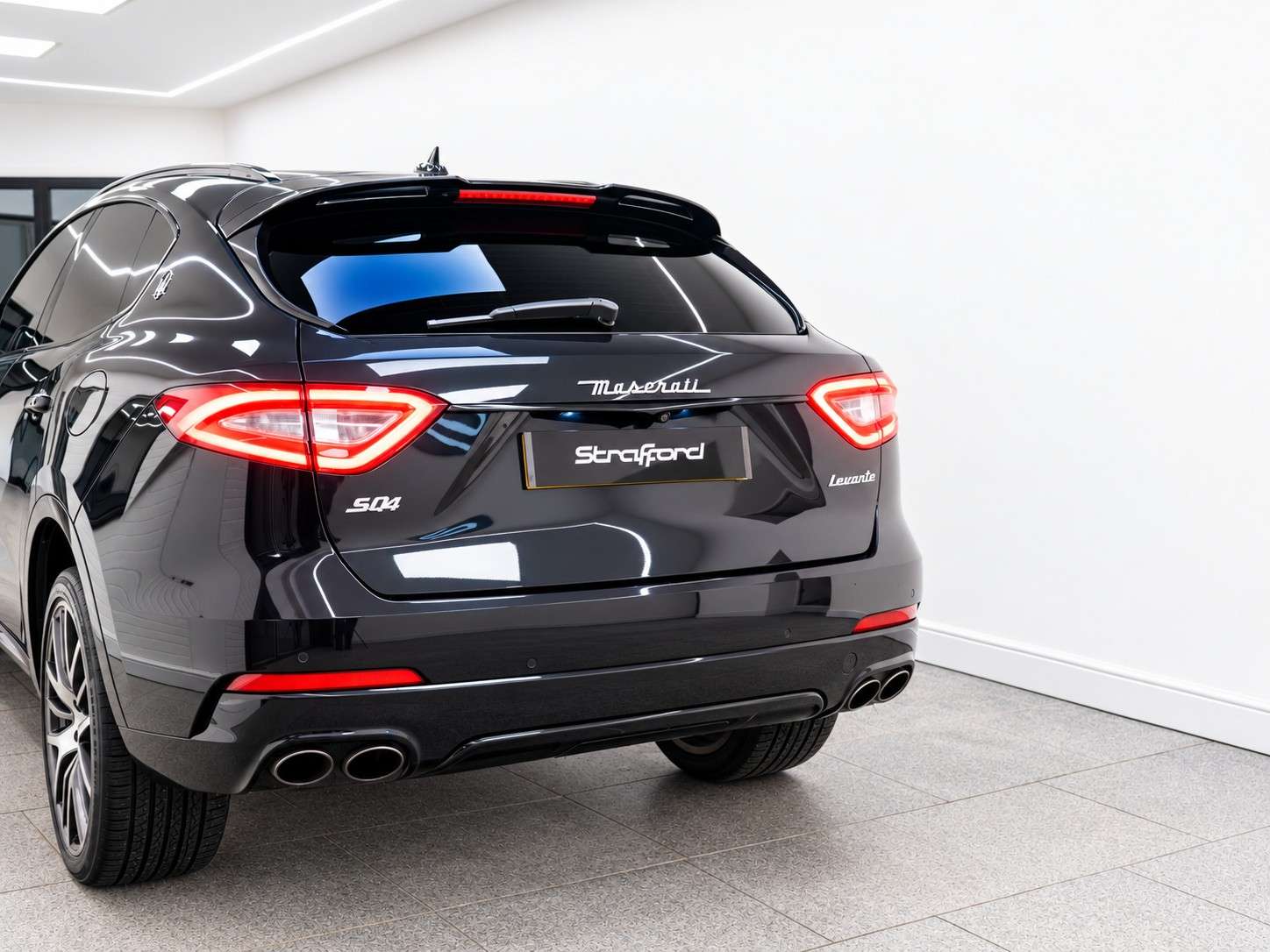 2018 MASERATI LEVANTE 2018 MASERATI LEVANTE
