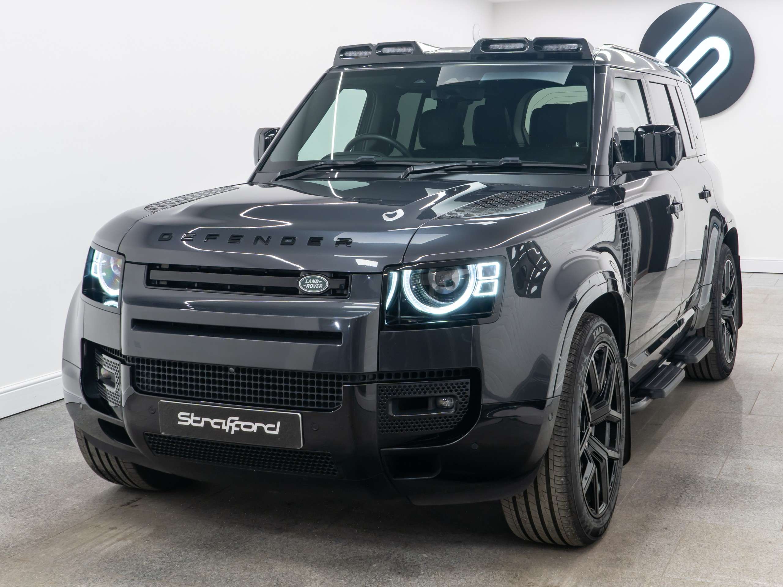 2024 LAND ROVER DEFENDER 110 2024 LAND ROVER DEFENDER 110