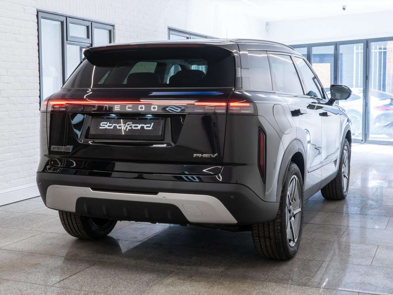 A 2026 JAECOO 7 1.5T SHS-P 18.3kWh Luxury SUV 5dr Petrol Plug-in Hybrid Auto Euro 6 (s/s) (204 ps) A 2026 JAECOO 7 1.5T SHS-P 18.3kWh Luxury SUV 5dr Petrol Plug-in Hybrid Auto Euro 6 (s/s) (204 ps)