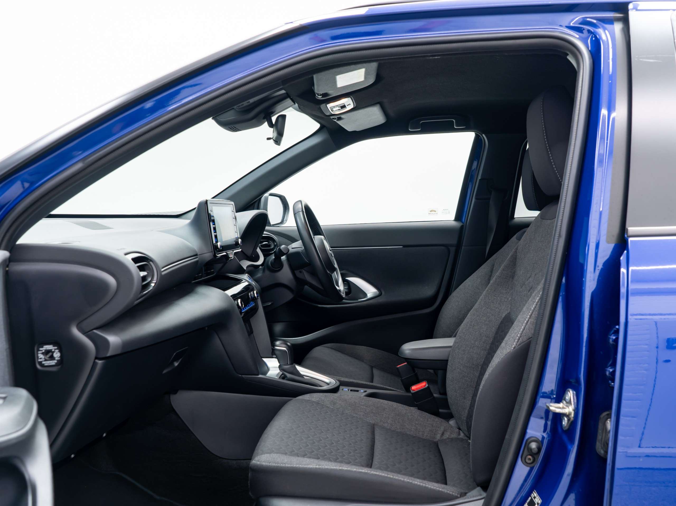 2023 TOYOTA YARIS CROSS 2023 TOYOTA YARIS CROSS