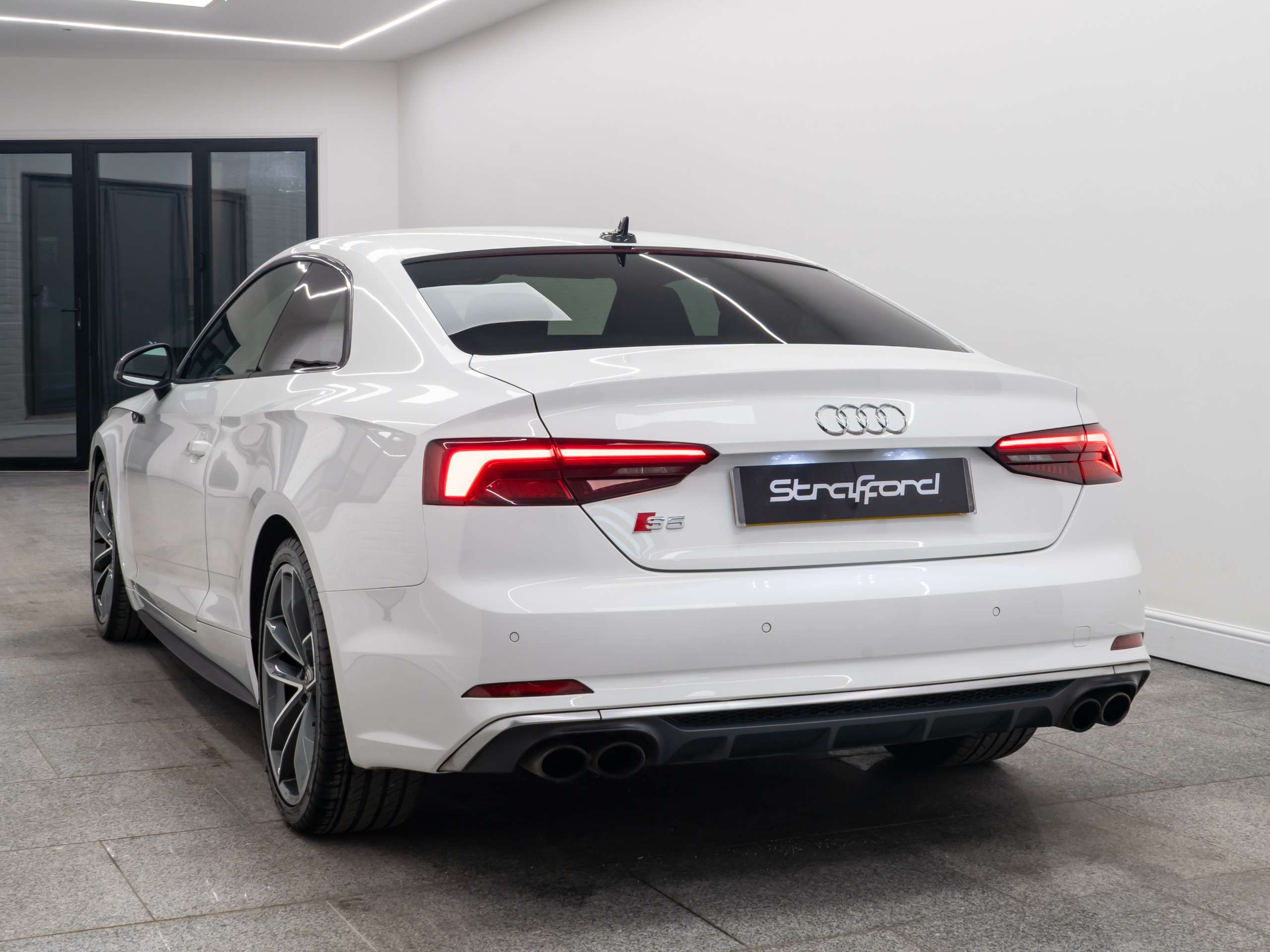 2018 AUDI S5 2018 AUDI S5