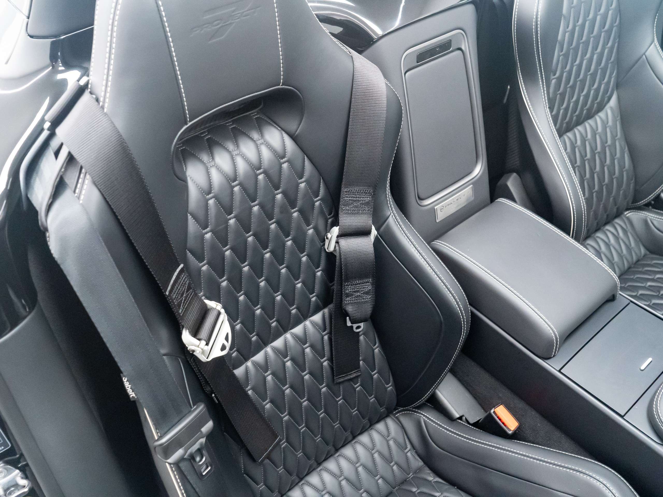 null JAGUAR F-TYPE null JAGUAR F-TYPE