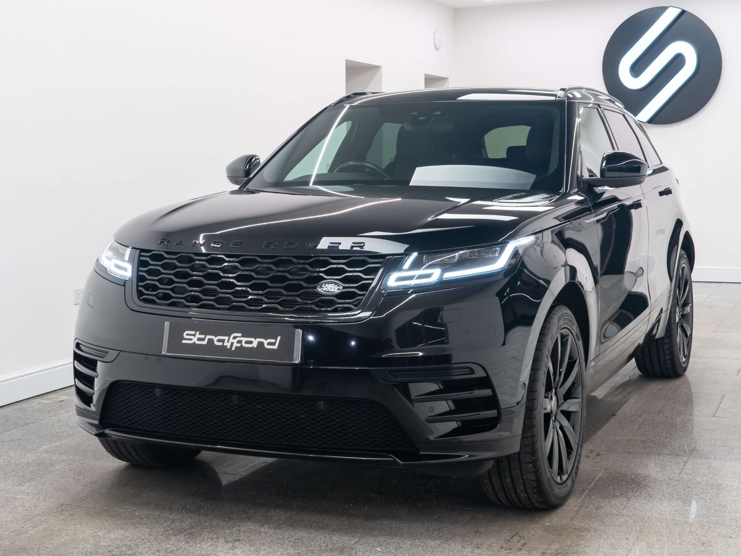 2020 LAND ROVER RANGE ROVER VELAR 2020 LAND ROVER RANGE ROVER VELAR
