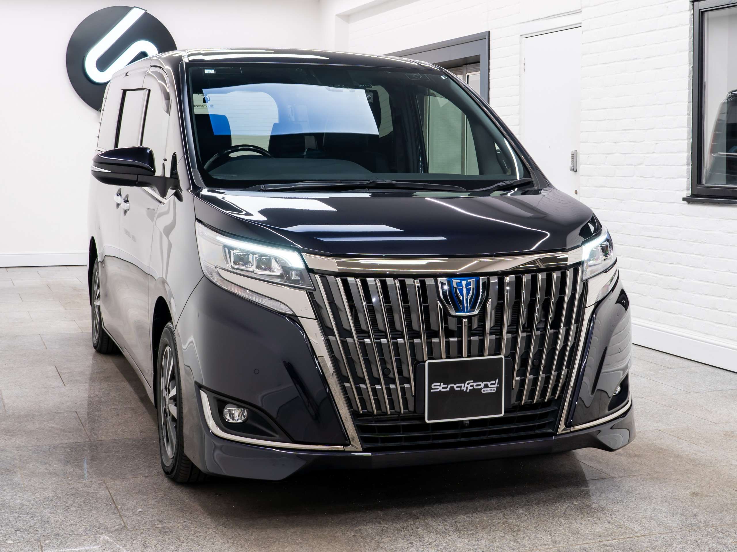 A 2021 TOYOTA ESQUIRE 1.8 Hybrid Gi Premium Package Black-Tailored A 2021 TOYOTA ESQUIRE 1.8 Hybrid Gi Premium Package Black-Tailored