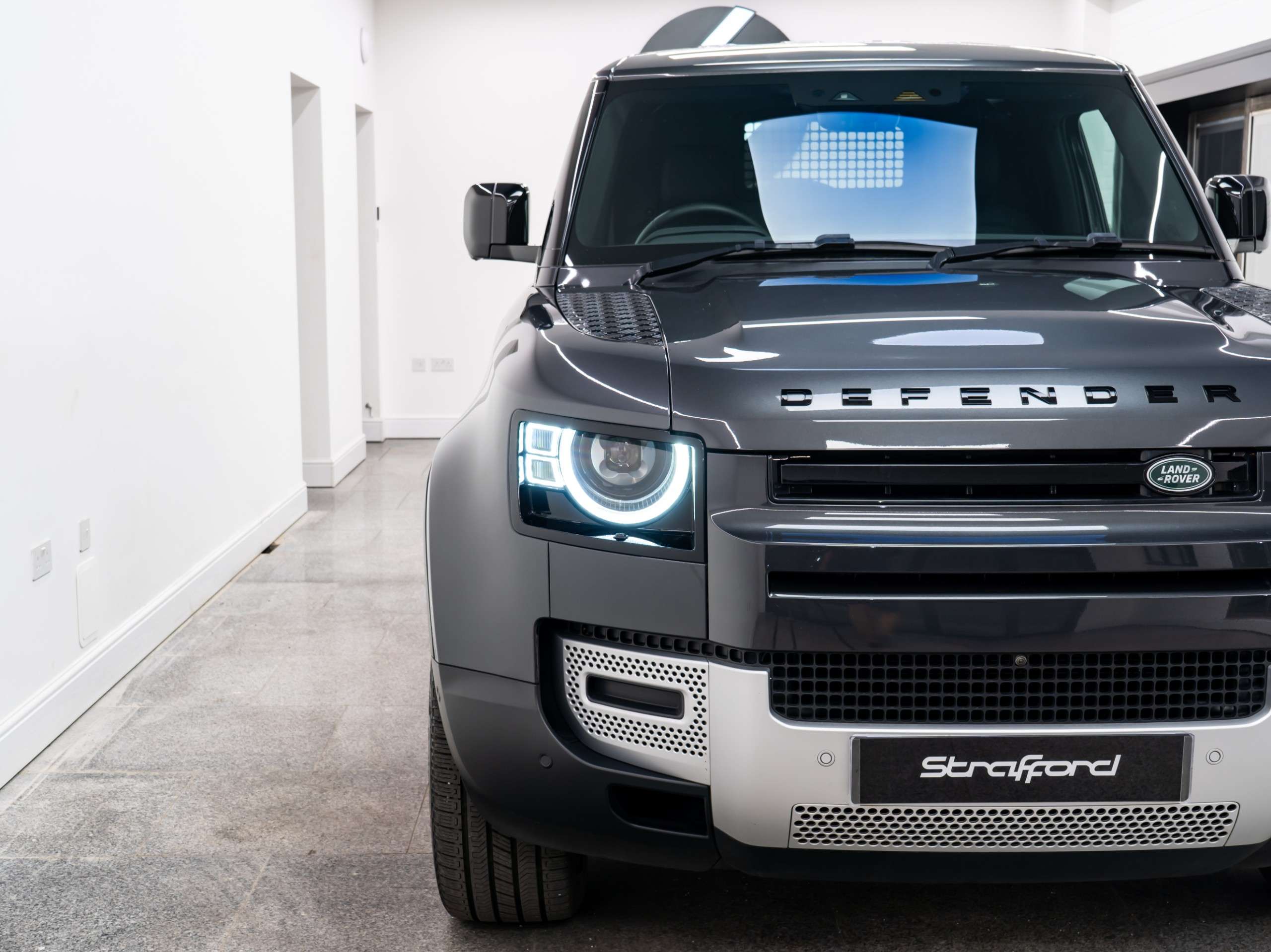 2024 LAND ROVER DEFENDER 90 2024 LAND ROVER DEFENDER 90