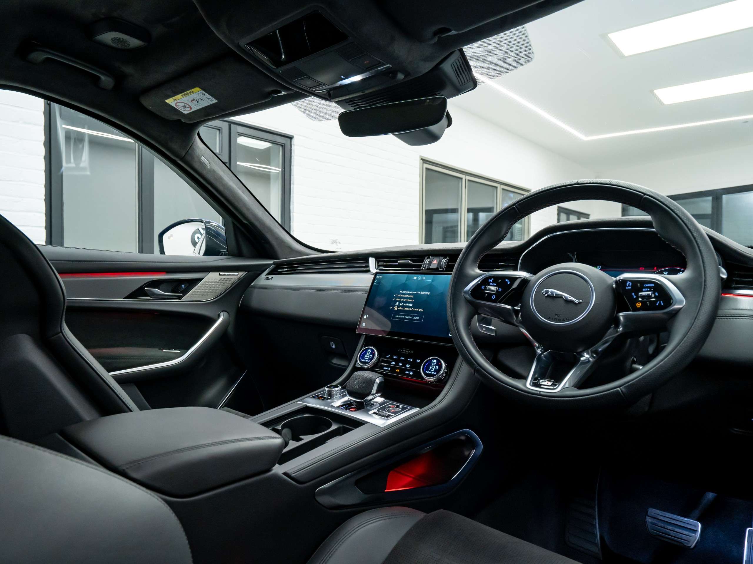 2022 JAGUAR F-PACE 2022 JAGUAR F-PACE