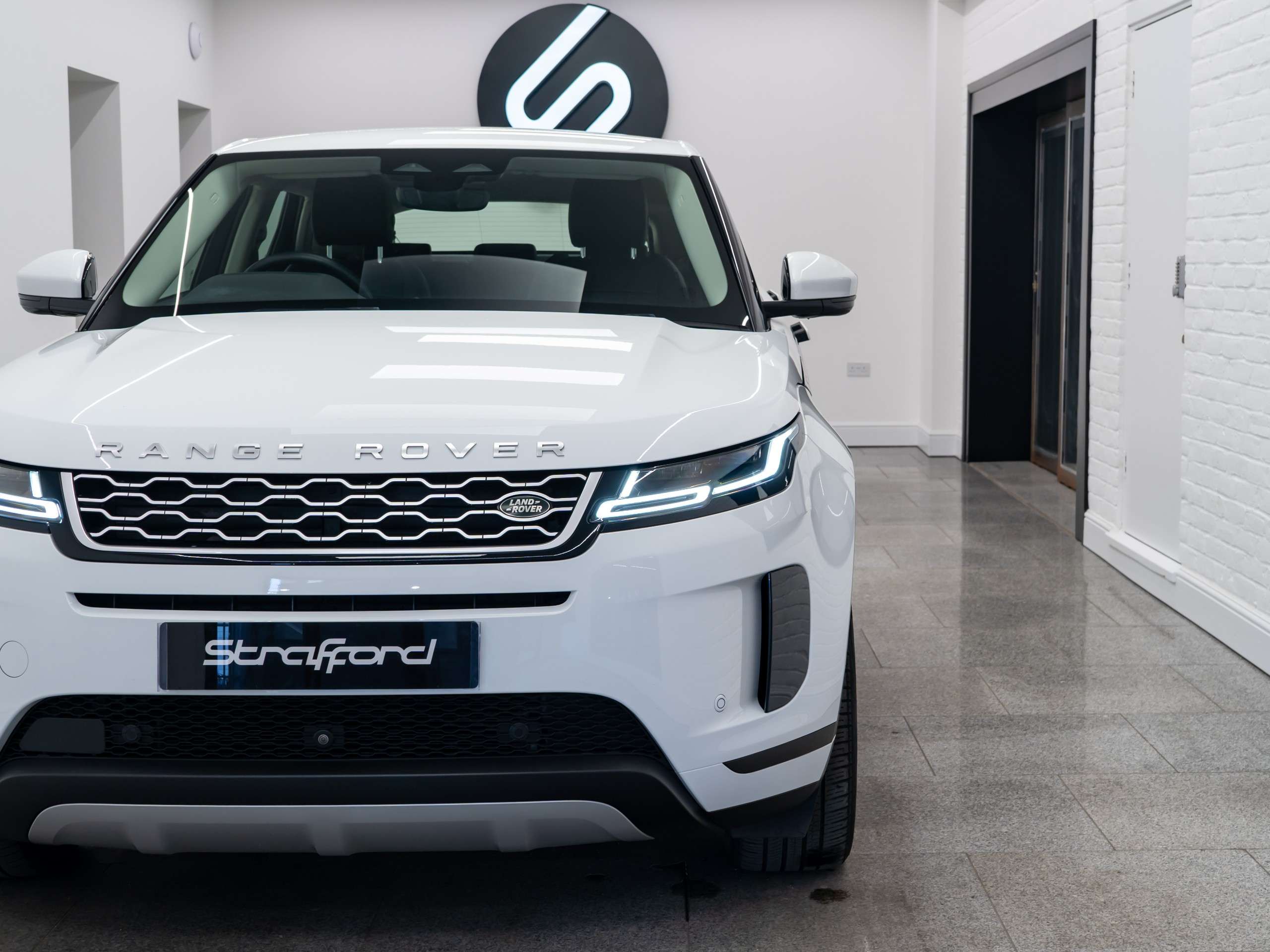 2021 LAND ROVER RANGE ROVER EVOQUE 2021 LAND ROVER RANGE ROVER EVOQUE