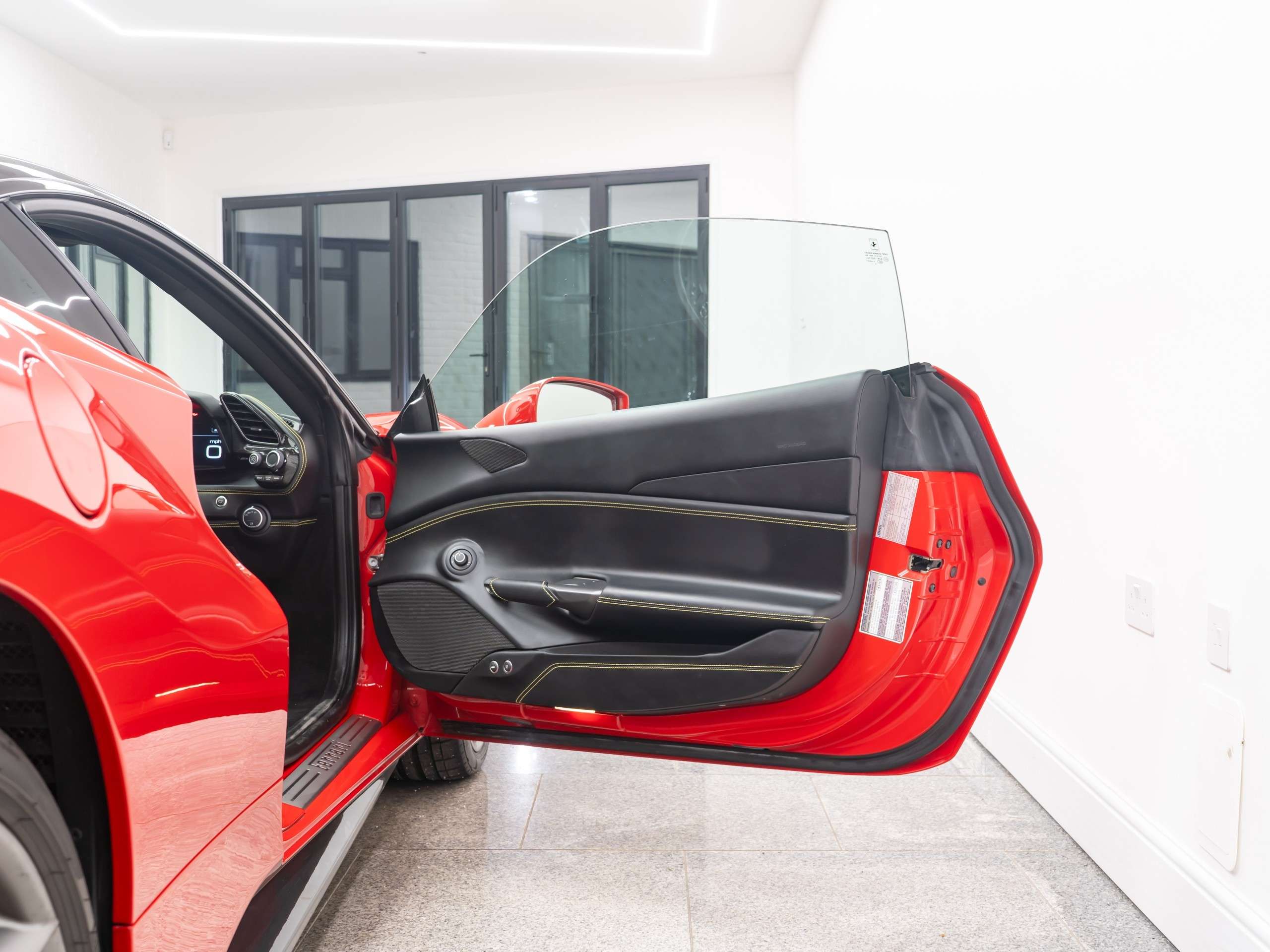 2016 FERRARI 488 2016 FERRARI 488