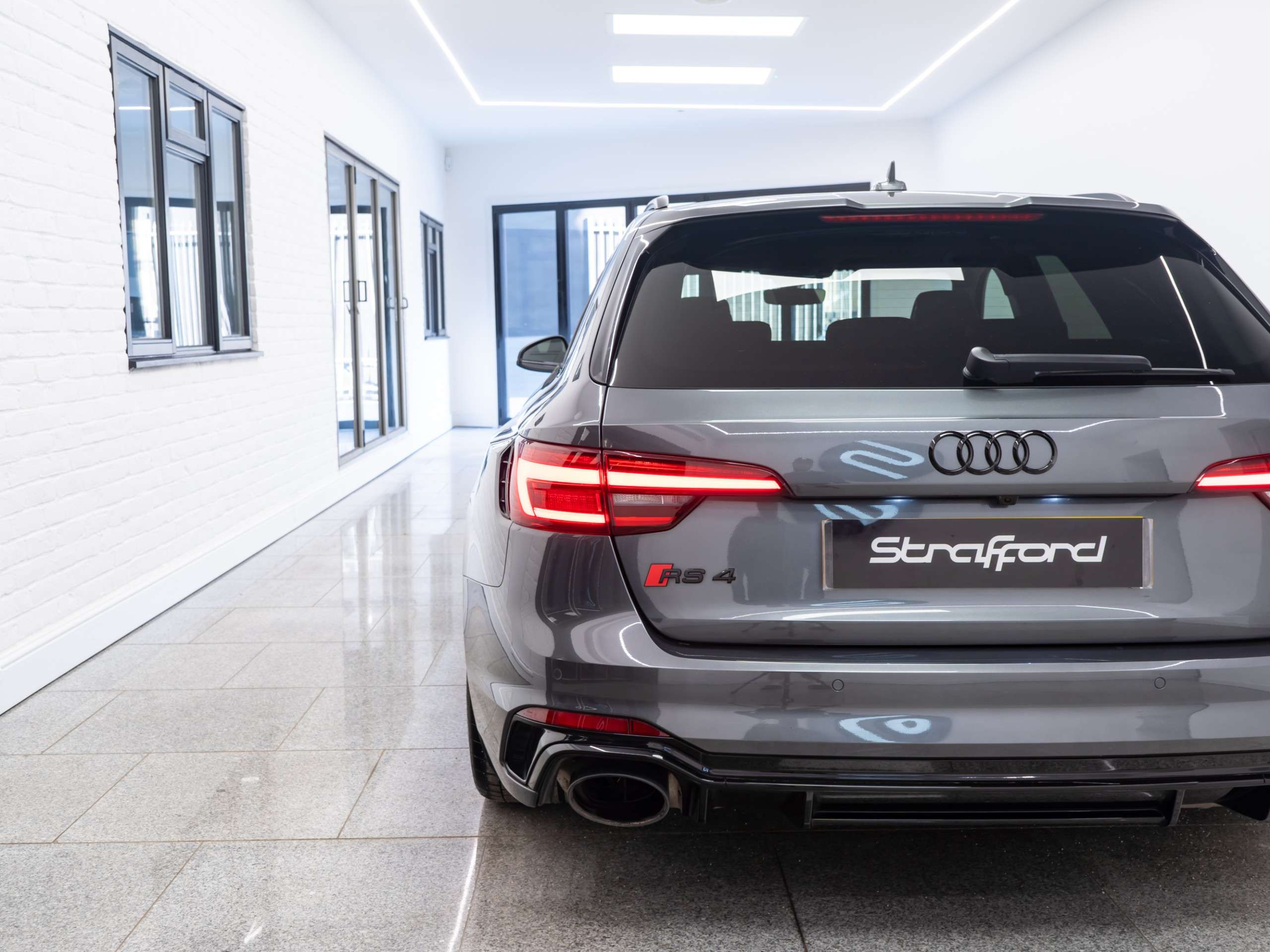 2019 AUDI RS4 AVANT 2019 AUDI RS4 AVANT