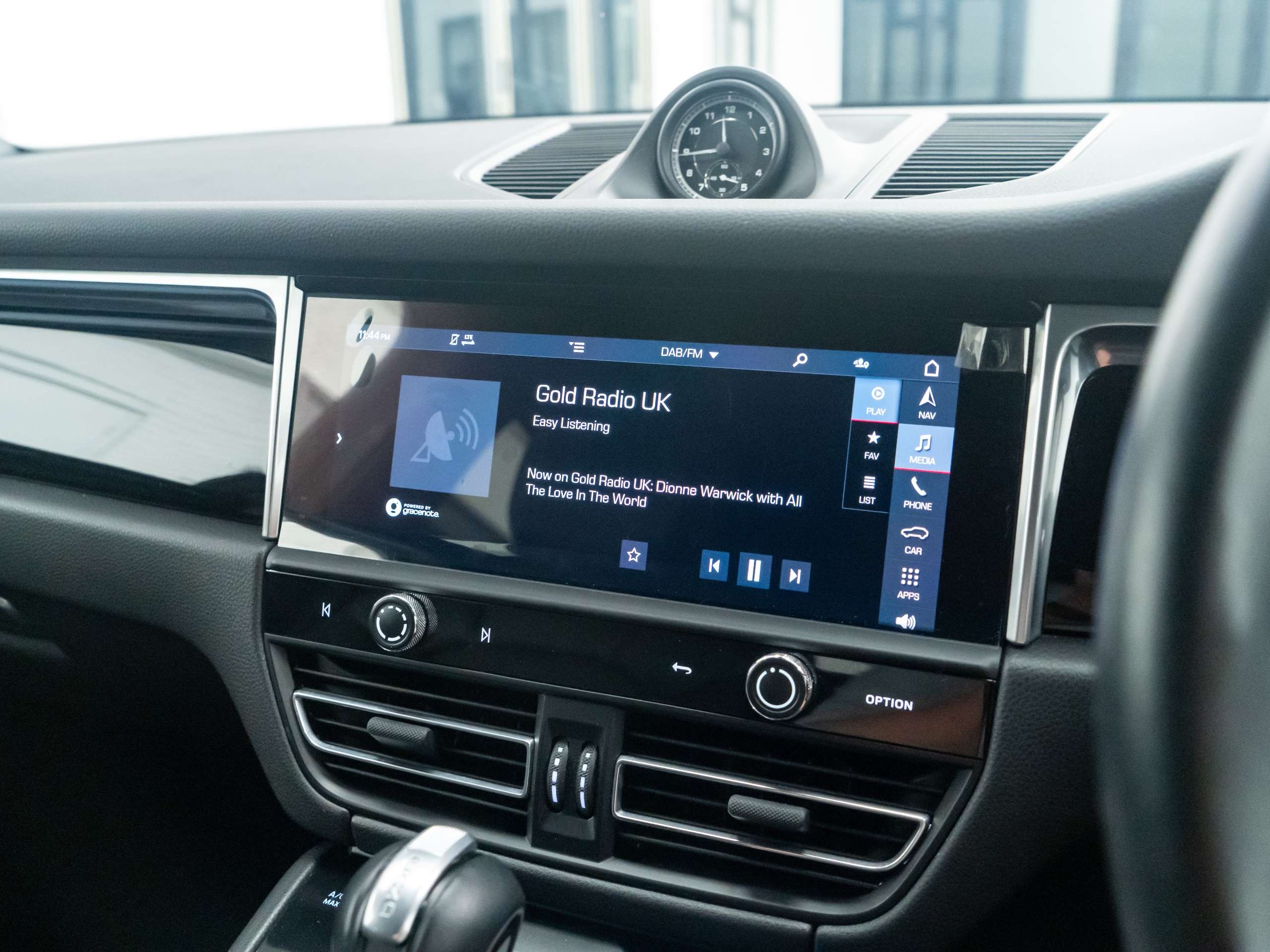 2021 PORSCHE MACAN 2021 PORSCHE MACAN