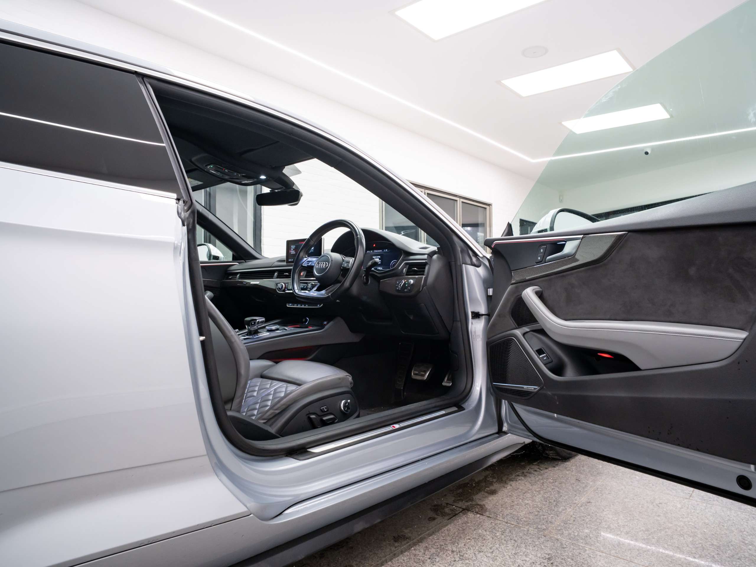 2016 AUDI S5 2016 AUDI S5