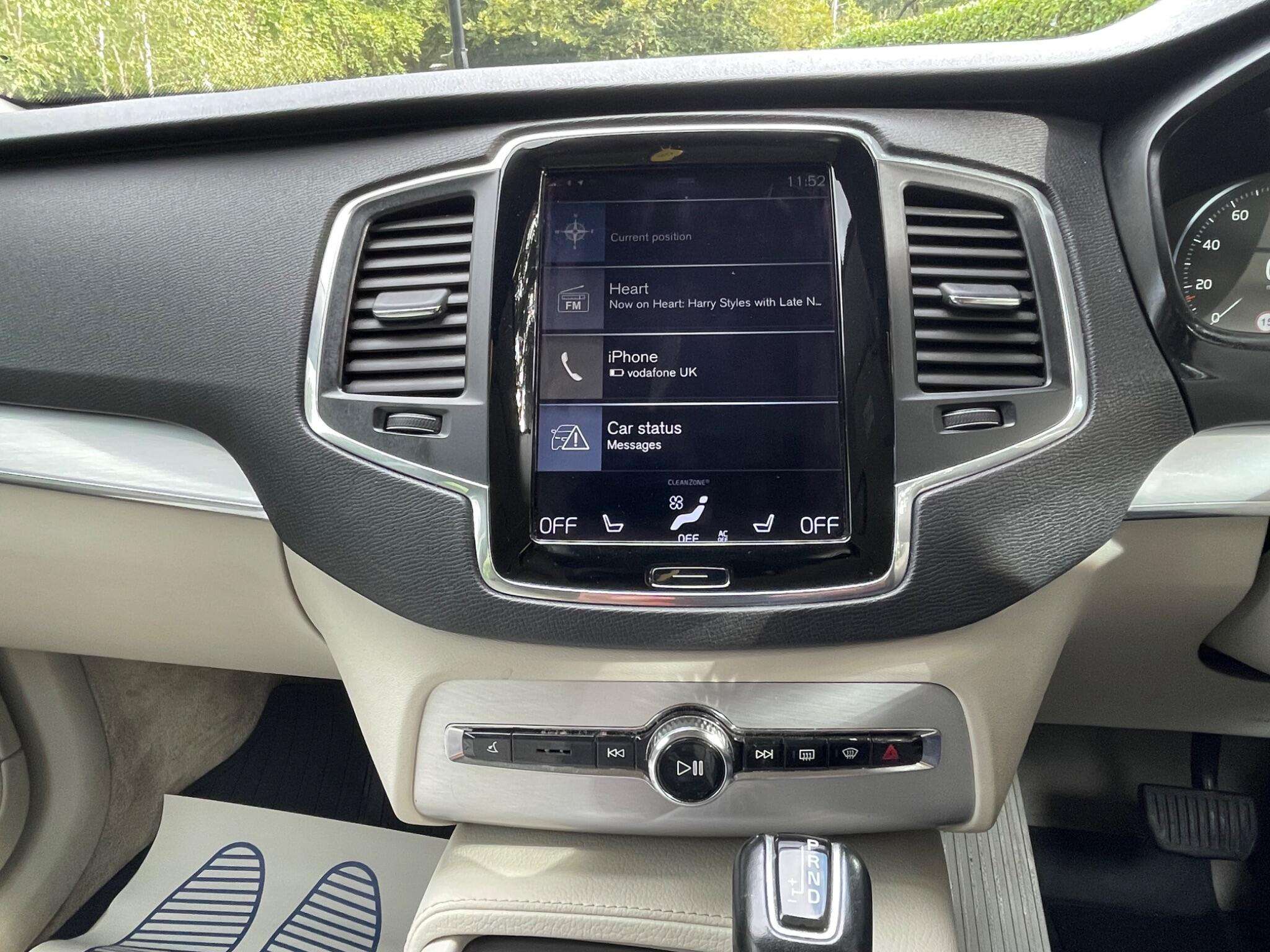 null VOLVO XC90 null VOLVO XC90