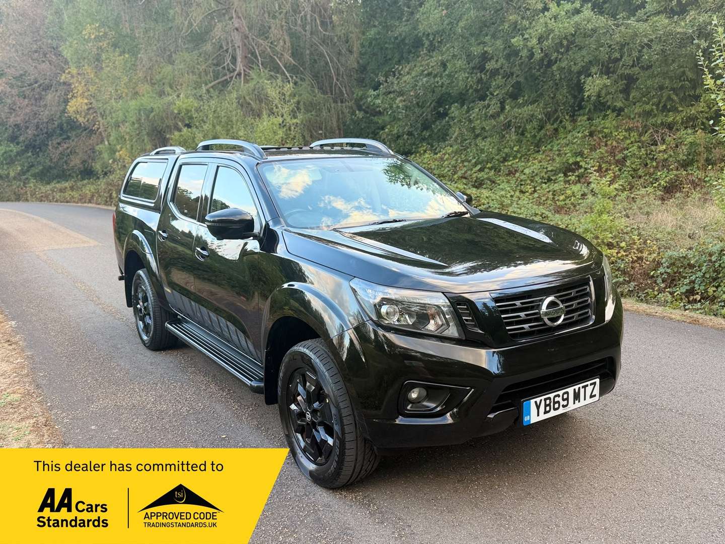 A 2019 NISSAN NAVARA 2.3 dCi N-Guard Pickup Double Cab 4dr Diesel Manual 4WD Euro 6 (s/s) (190 ps) A 2019 NISSAN NAVARA 2.3 dCi N-Guard Pickup Double Cab 4dr Diesel Manual 4WD Euro 6 (s/s) (190 ps)