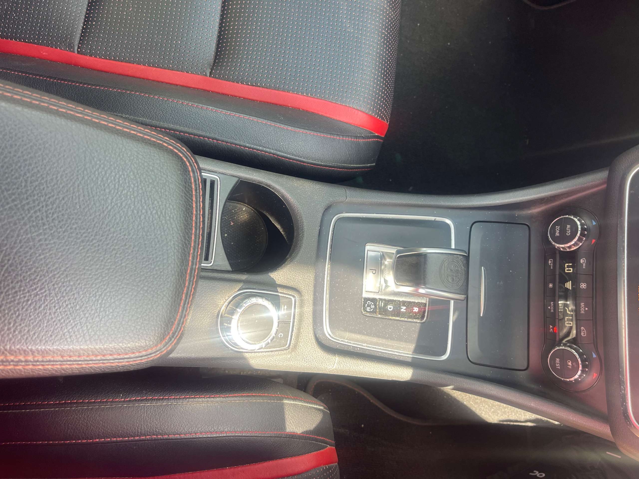 2015 MERCEDES-BENZ GLA 2015 MERCEDES-BENZ GLA