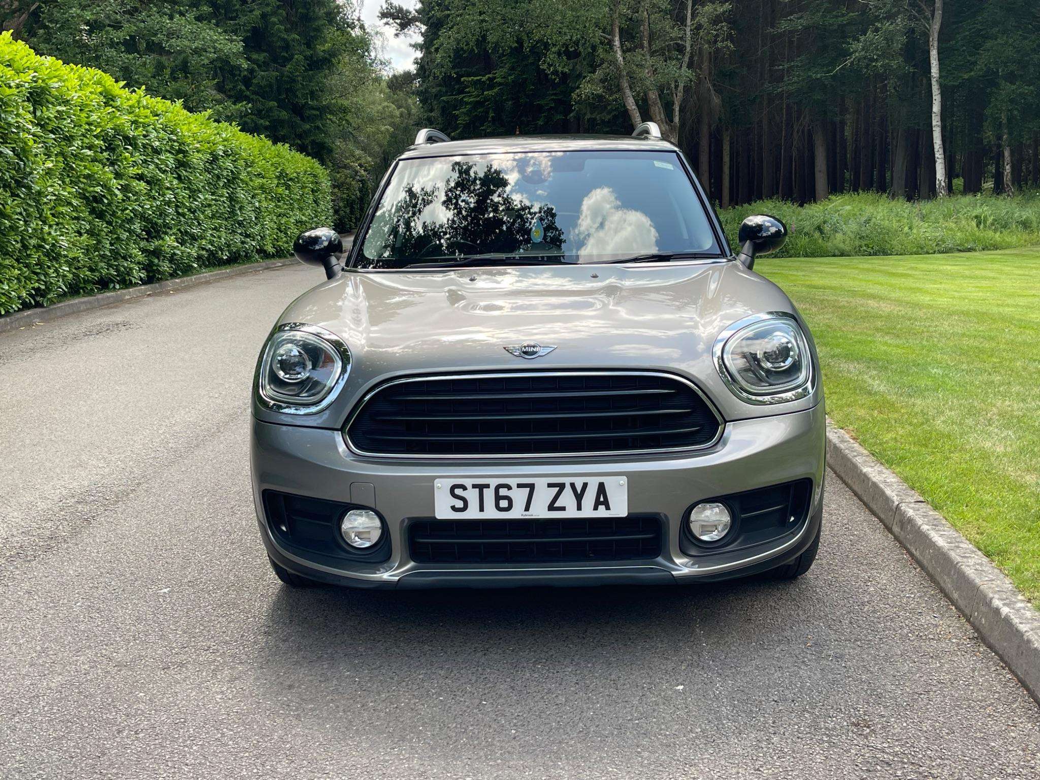 A 2017 MINI COUNTRYMAN 1.5 Cooper ALL4 Euro 6 (s/s) 5dr A 2017 MINI COUNTRYMAN 1.5 Cooper ALL4 Euro 6 (s/s) 5dr