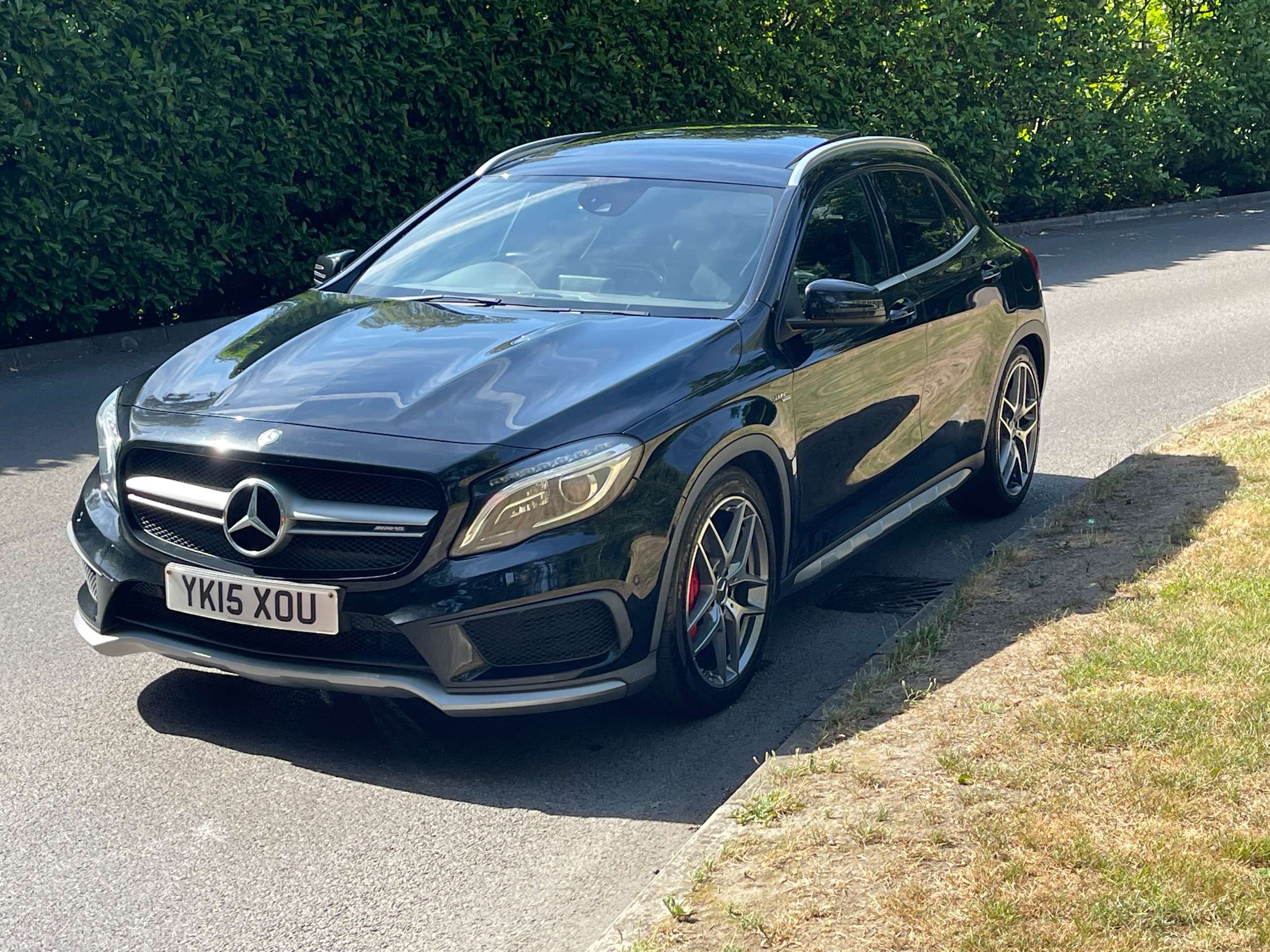 A 2015 MERCEDES-BENZ GLA 2.0 GLA45 AMG SUV 5dr Petrol SpdS DCT 4MATIC Euro 6 (s/s) (360 ps) A 2015 MERCEDES-BENZ GLA 2.0 GLA45 AMG SUV 5dr Petrol SpdS DCT 4MATIC Euro 6 (s/s) (360 ps)