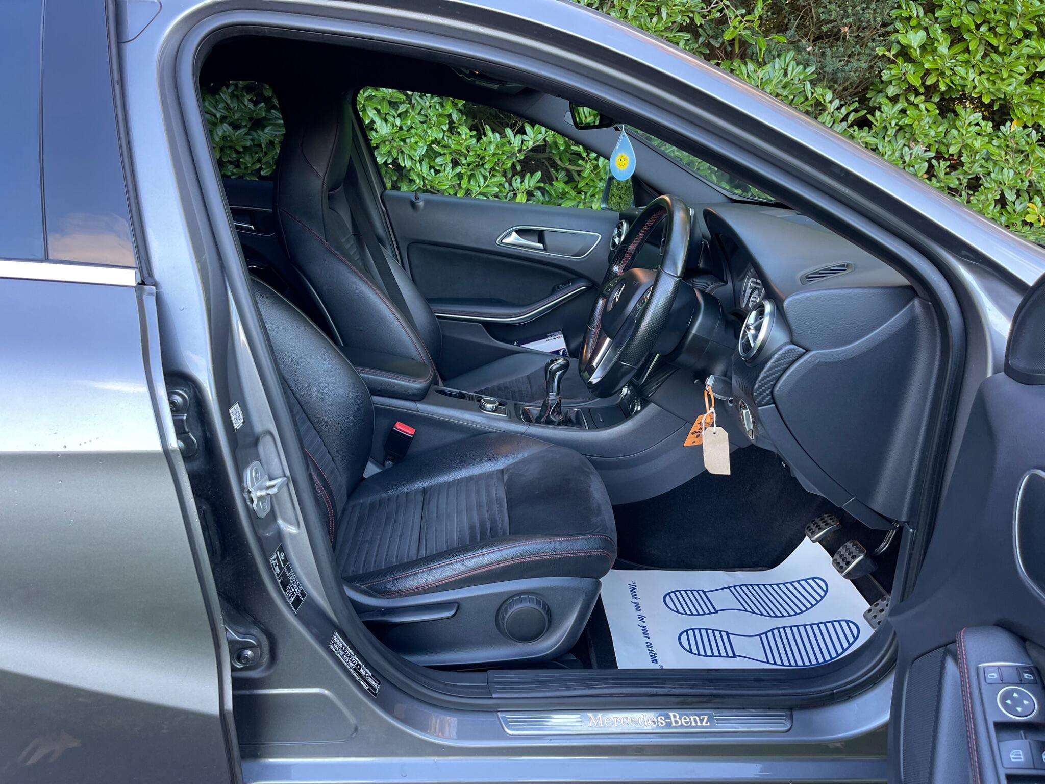 2014 MERCEDES-BENZ A CLASS 2014 MERCEDES-BENZ A CLASS