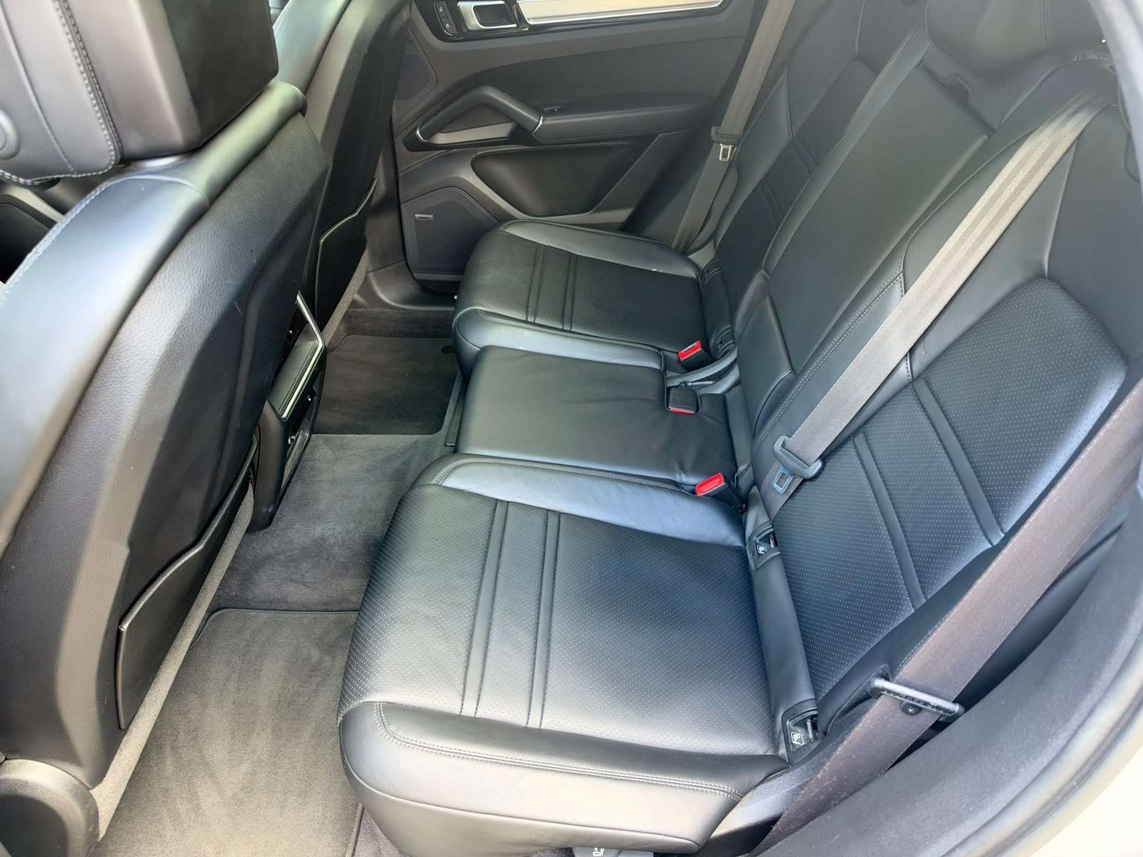 2023 PORSCHE CAYENNE 2023 PORSCHE CAYENNE