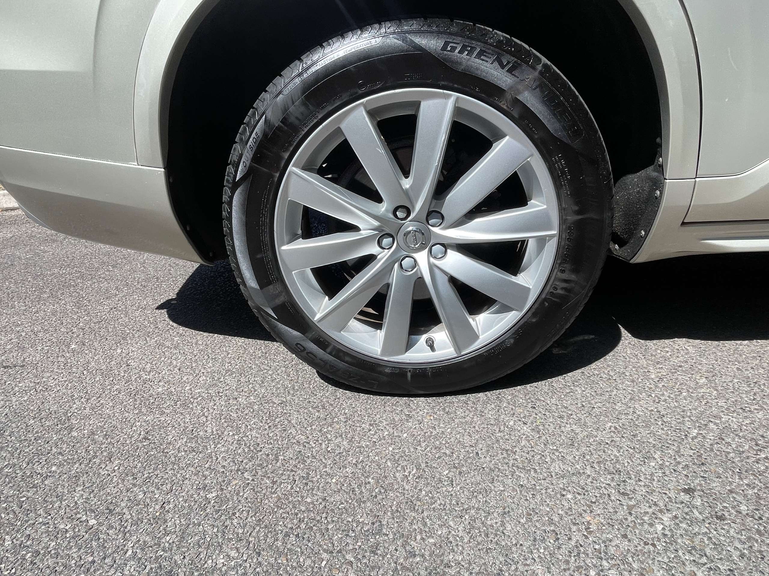 2015 VOLVO XC90 2015 VOLVO XC90