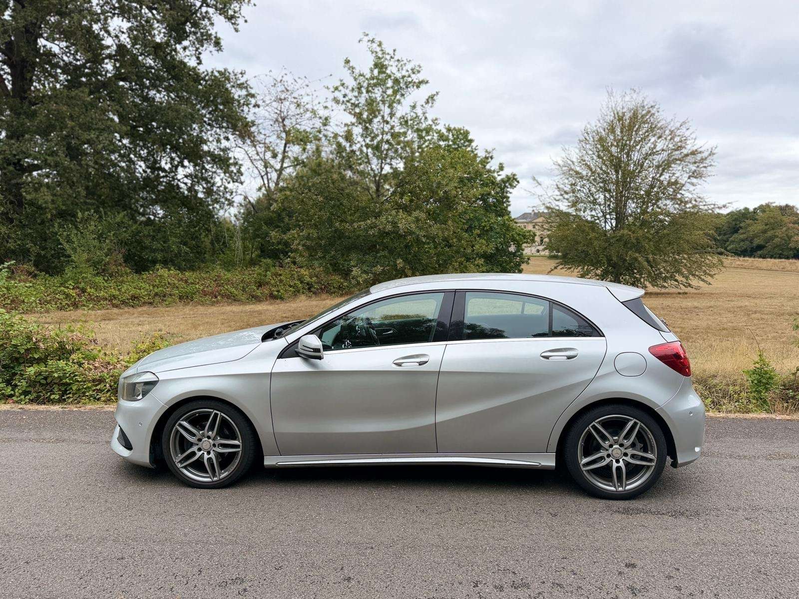 A 2016 MERCEDES-BENZ A CLASS 2.1 A200d AMG Line Hatchback 5dr Diesel Manual Euro 6 (s/s) (136 ps) A 2016 MERCEDES-BENZ A CLASS 2.1 A200d AMG Line Hatchback 5dr Diesel Manual Euro 6 (s/s) (136 ps)