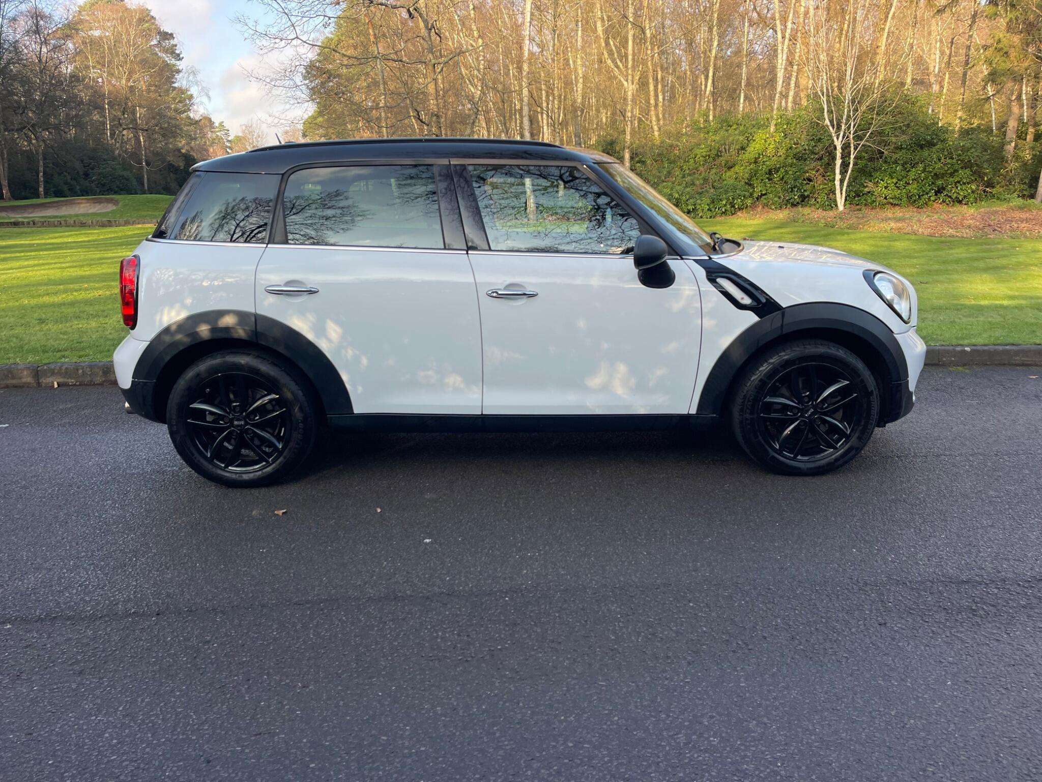 2015 MINI COUNTRYMAN 2015 MINI COUNTRYMAN