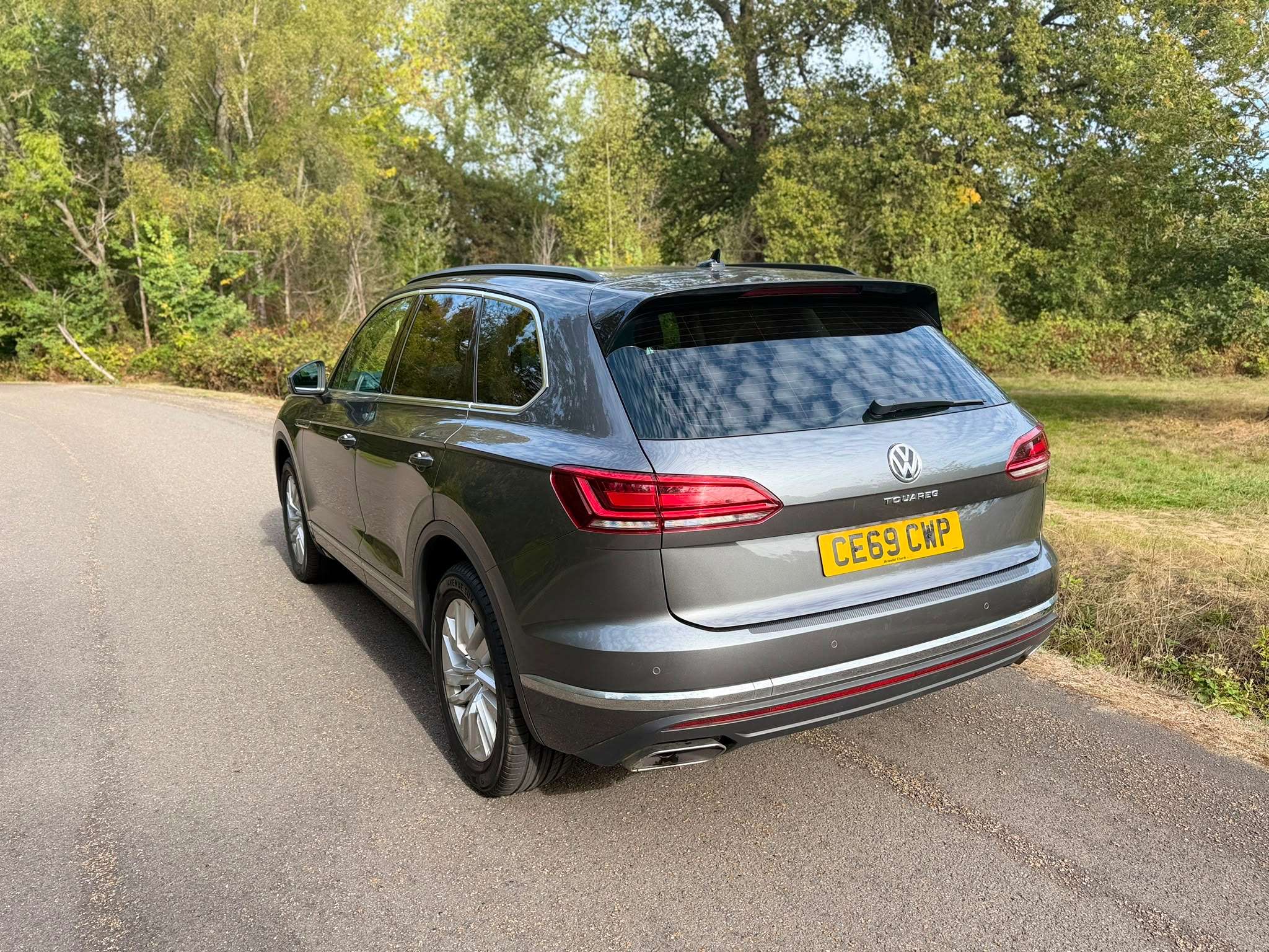 2019 VOLKSWAGEN TOUAREG 2019 VOLKSWAGEN TOUAREG