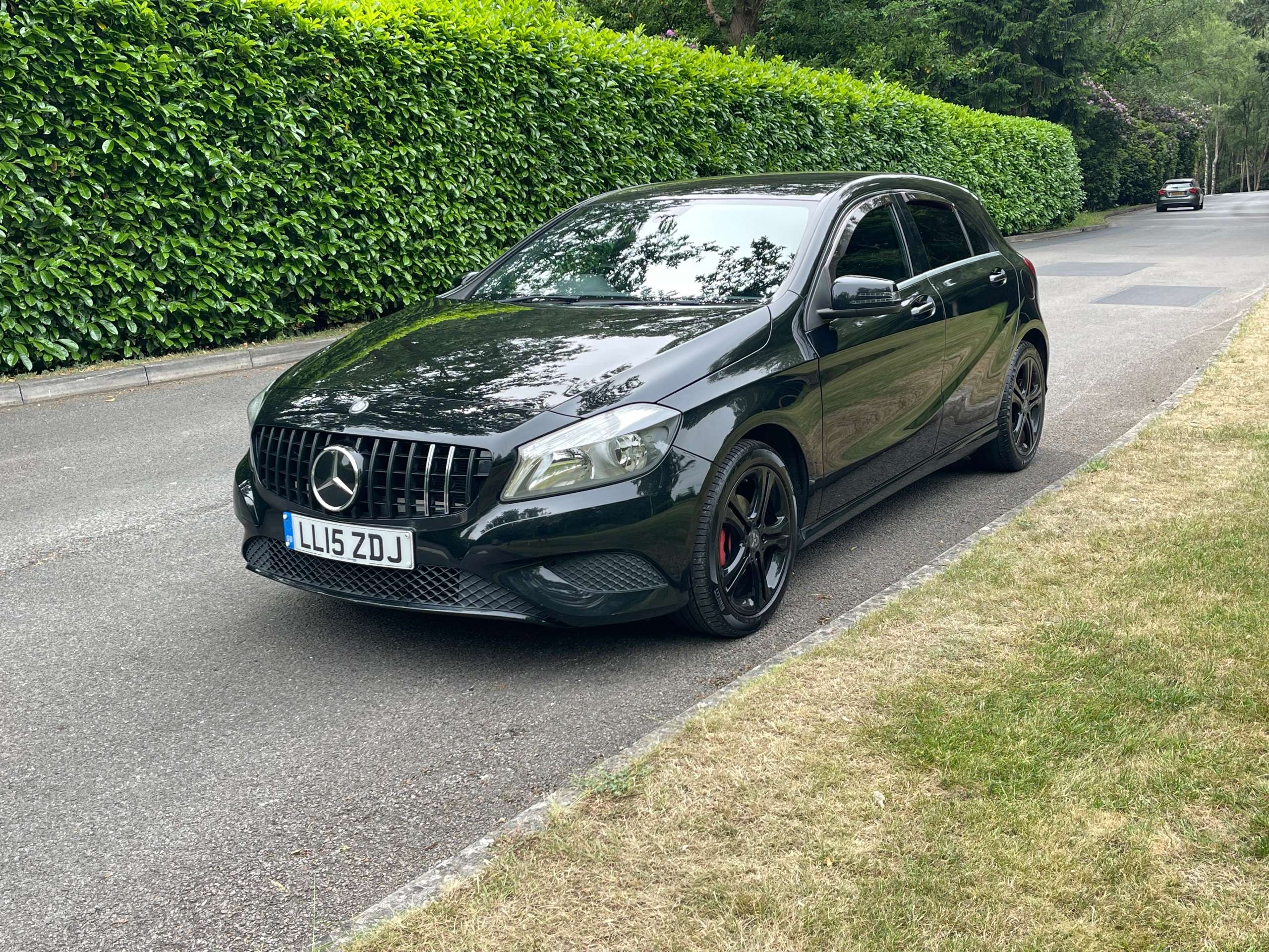A 2015 MERCEDES-BENZ A CLASS 1.5 A180 CDI Sport Edition Hatchback 5dr Diesel 7G-DCT Euro 5 (s/s) (109 ps) A 2015 MERCEDES-BENZ A CLASS 1.5 A180 CDI Sport Edition Hatchback 5dr Diesel 7G-DCT Euro 5 (s/s) (109 ps)