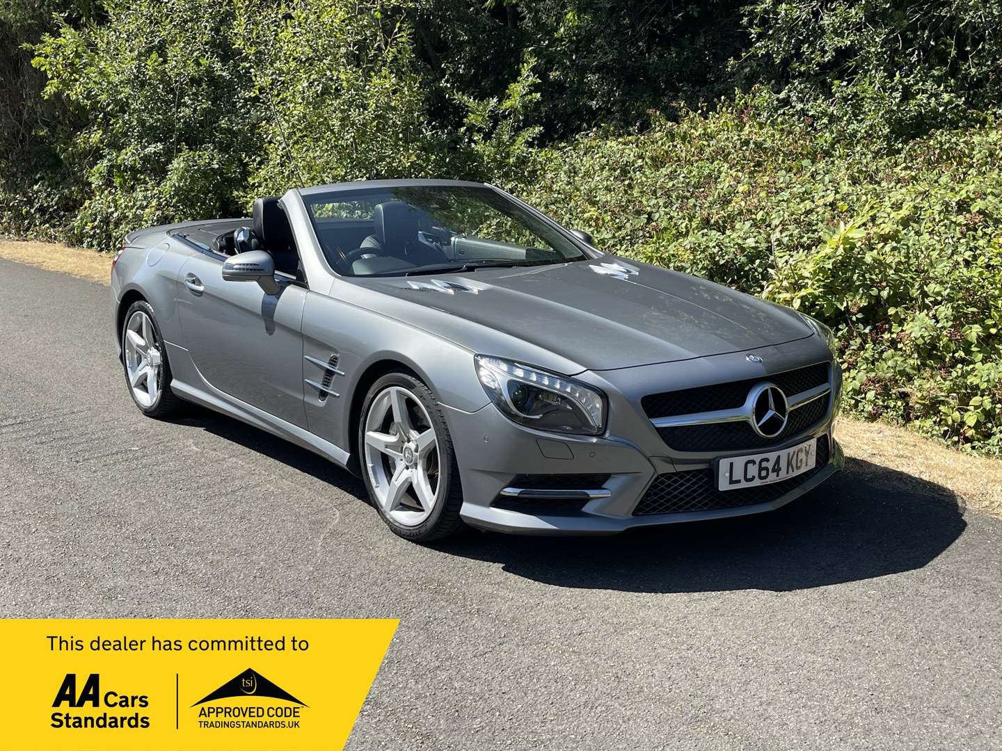 A 2014 MERCEDES-BENZ SL 3.0 SL400 AMG Sport Convertible 2dr Petrol G-Tronic Euro 6 (s/s) (333 ps) A 2014 MERCEDES-BENZ SL 3.0 SL400 AMG Sport Convertible 2dr Petrol G-Tronic Euro 6 (s/s) (333 ps)
