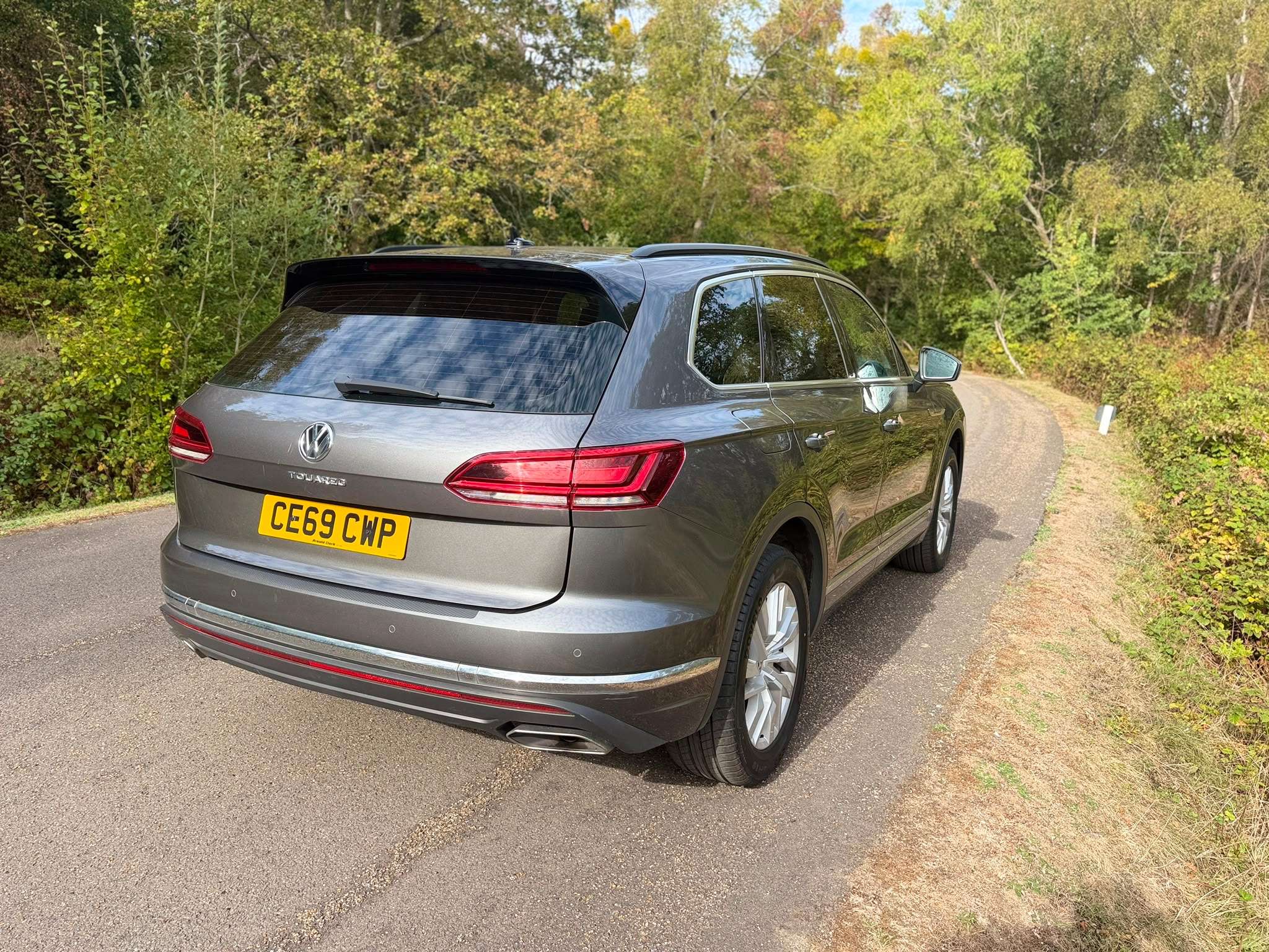 2019 VOLKSWAGEN TOUAREG 2019 VOLKSWAGEN TOUAREG