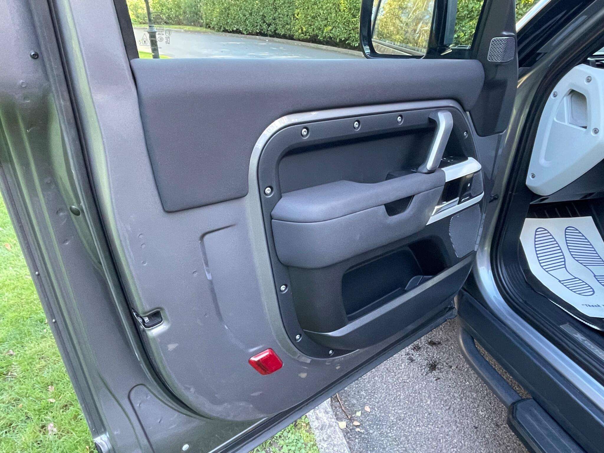 2022 LAND ROVER DEFENDER 90 2022 LAND ROVER DEFENDER 90