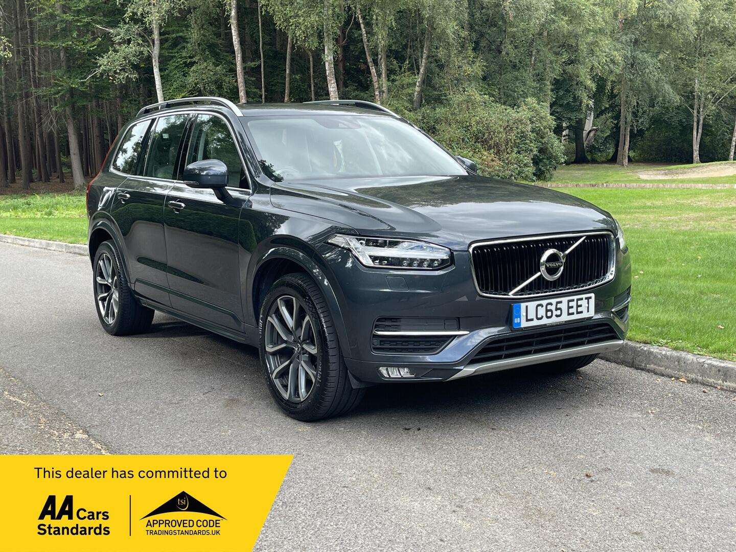 A null VOLVO XC90 2.0 D5 Momentum Geartronic 4WD Euro 6 (s/s) 5dr A null VOLVO XC90 2.0 D5 Momentum Geartronic 4WD Euro 6 (s/s) 5dr