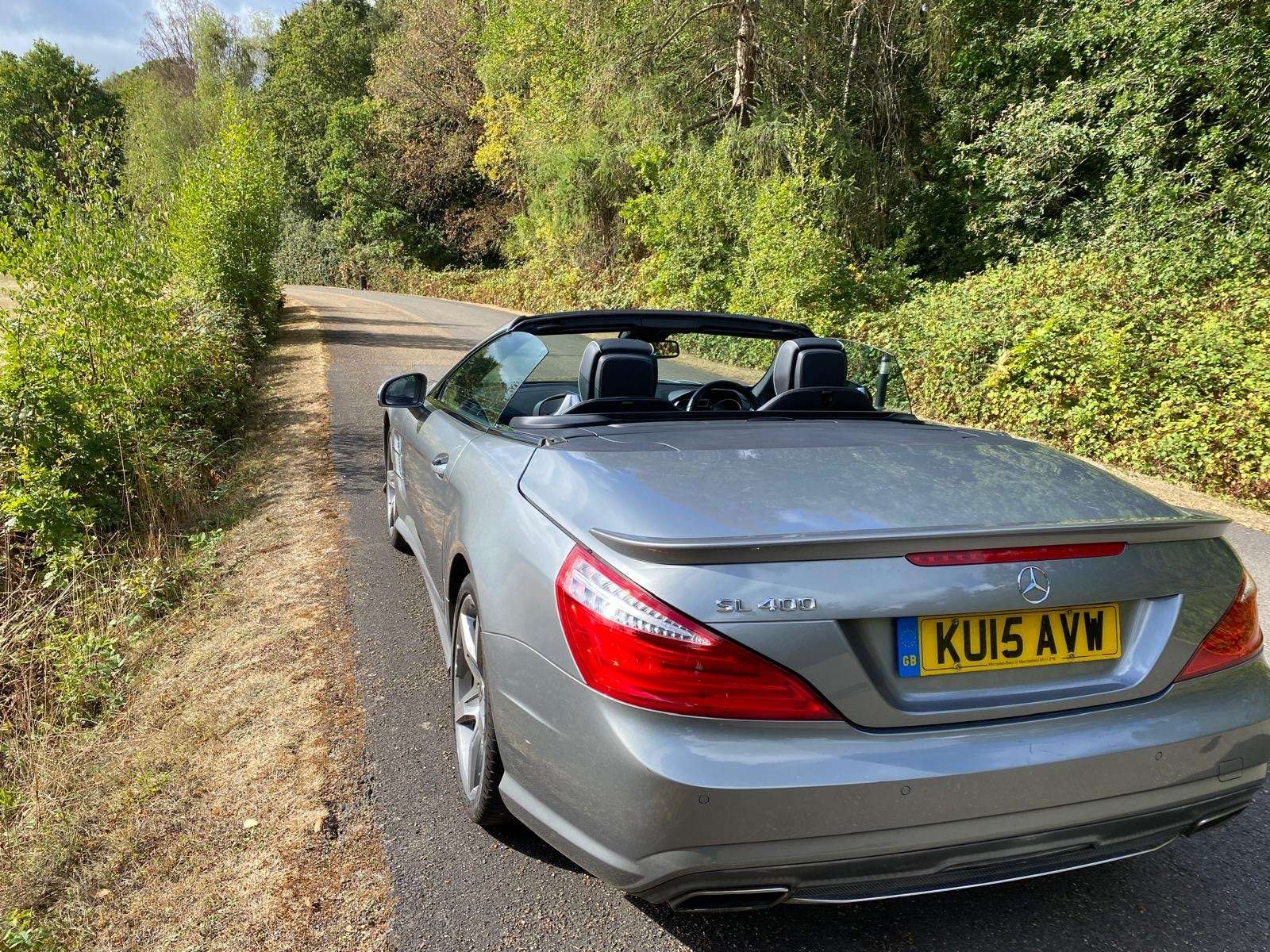 A 2015 MERCEDES-BENZ SL 3.0 SL400 AMG Sport Convertible 2dr Petrol G-Tronic Euro 6 (s/s) (333 ps) A 2015 MERCEDES-BENZ SL 3.0 SL400 AMG Sport Convertible 2dr Petrol G-Tronic Euro 6 (s/s) (333 ps)