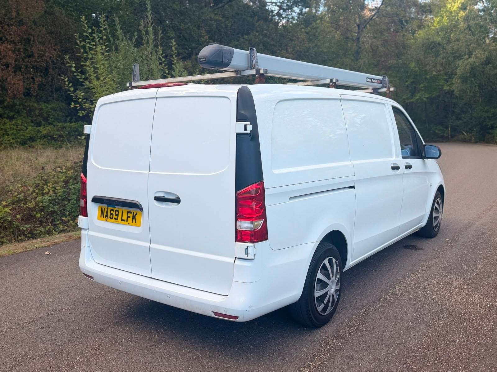 A 2019 MERCEDES-BENZ VITO 2.1 114 CDI BlueTEC Panel Van 6dr Diesel Manual RWD L2 Euro 6 (136 ps) A 2019 MERCEDES-BENZ VITO 2.1 114 CDI BlueTEC Panel Van 6dr Diesel Manual RWD L2 Euro 6 (136 ps)