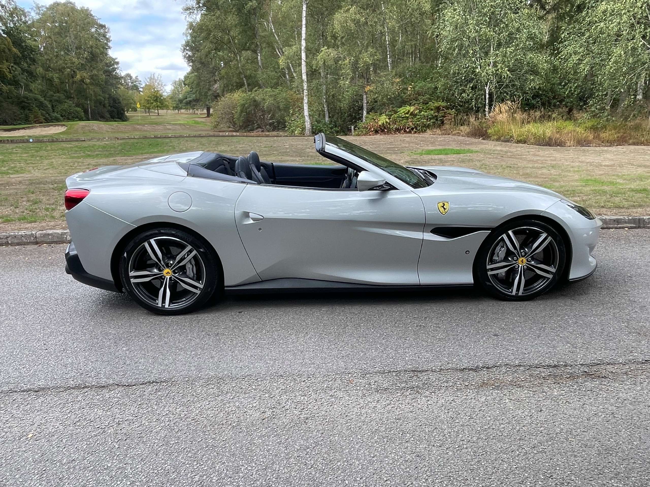 2018 FERRARI PORTOFINO 2018 FERRARI PORTOFINO