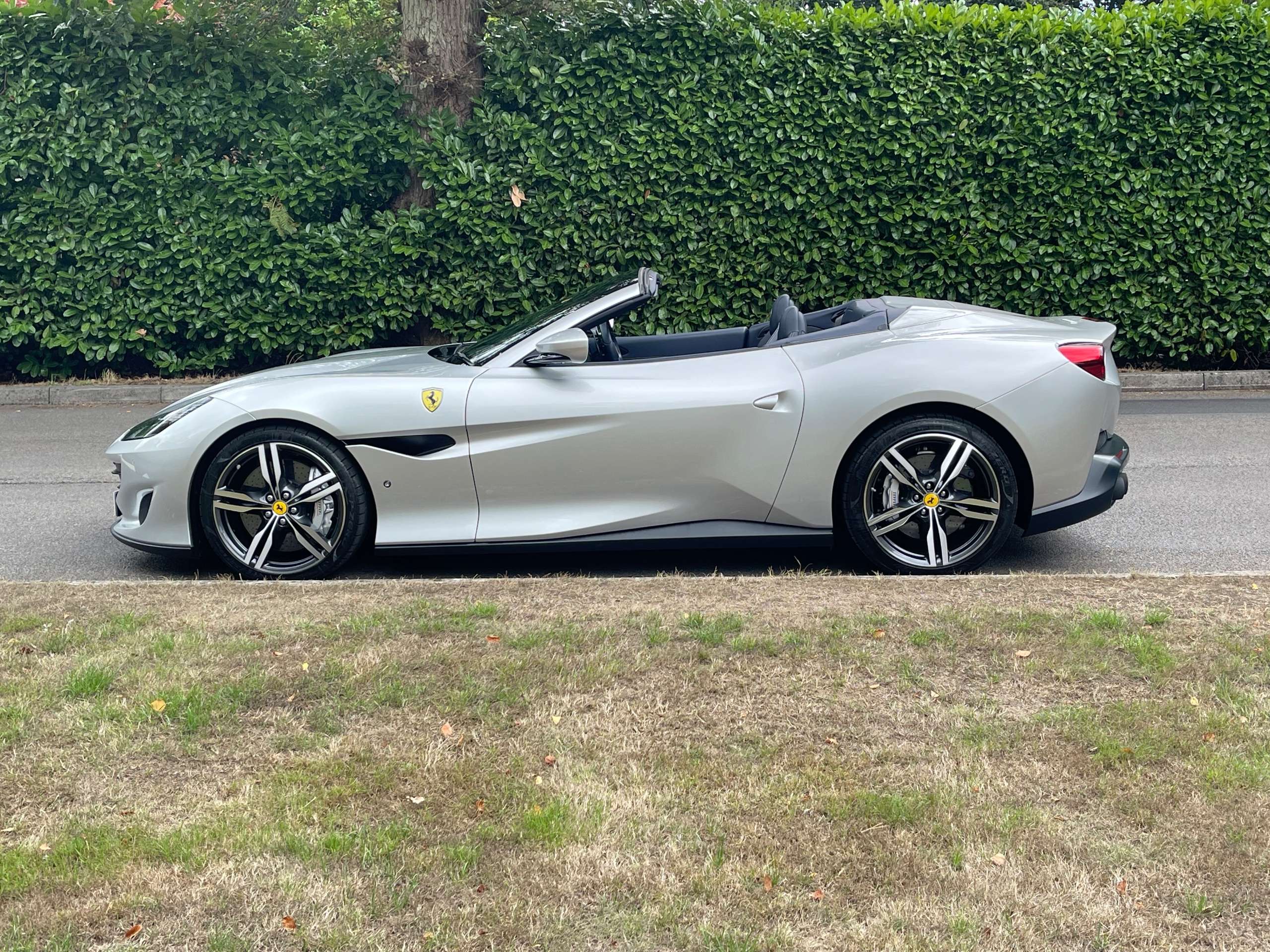 2018 FERRARI PORTOFINO 2018 FERRARI PORTOFINO