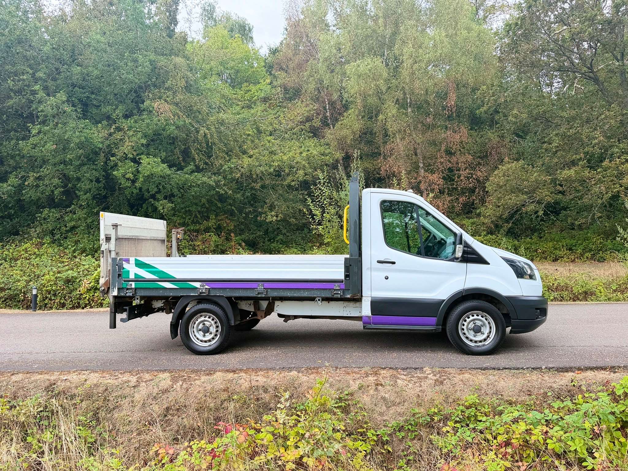 A 2017 FORD TRANSIT 2.0 350 EcoBlue Chassis Cab 2dr Diesel Manual FWD L2 H1 Euro 6 (130 ps) A 2017 FORD TRANSIT 2.0 350 EcoBlue Chassis Cab 2dr Diesel Manual FWD L2 H1 Euro 6 (130 ps)