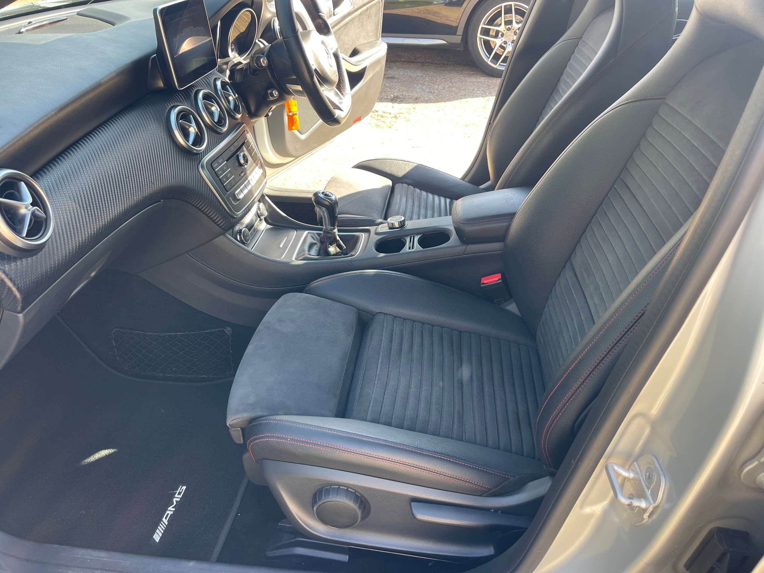 2016 MERCEDES-BENZ A CLASS 2016 MERCEDES-BENZ A CLASS