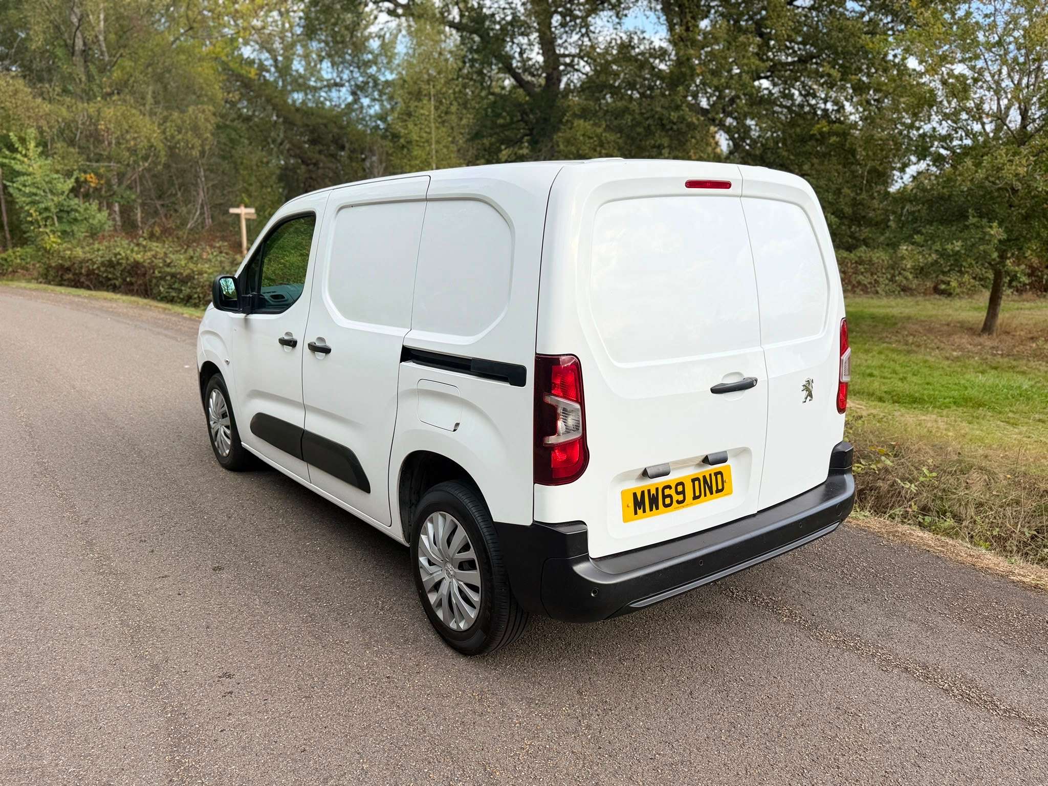 2019 PEUGEOT PARTNER 2019 PEUGEOT PARTNER