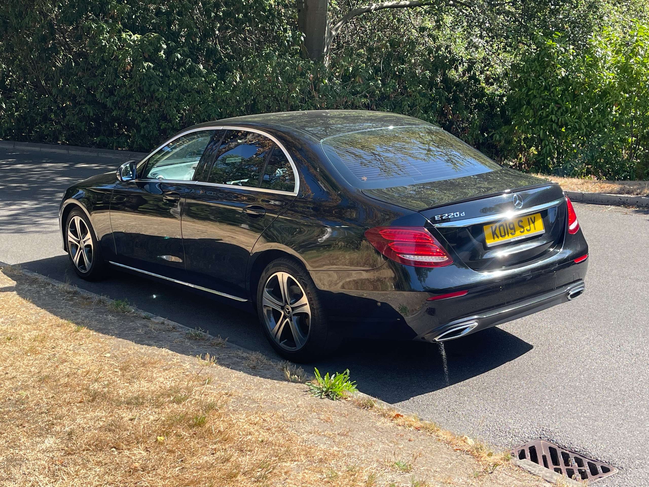 A 2019 MERCEDES-BENZ E CLASS 2.0 E220d SE Saloon 4dr Diesel G-Tronic+ Euro 6 (s/s) (194 ps) A 2019 MERCEDES-BENZ E CLASS 2.0 E220d SE Saloon 4dr Diesel G-Tronic+ Euro 6 (s/s) (194 ps)