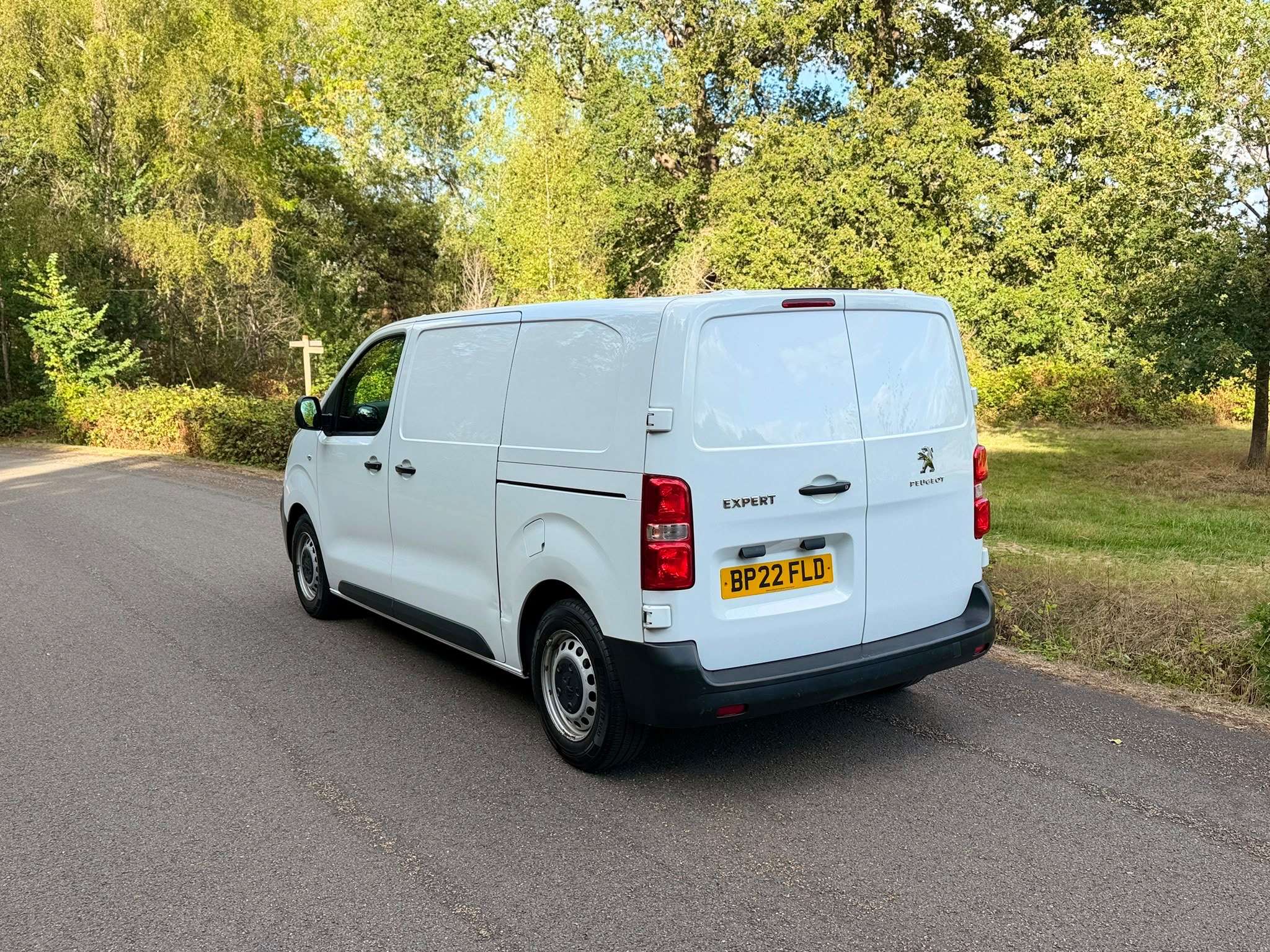 A 2022 PEUGEOT EXPERT 1.5 BlueHDi 1000 Professional Premium Standard Panel Van 6dr Diesel Manual MWB Euro 6 (s/s) (100 bhp) A 2022 PEUGEOT EXPERT 1.5 BlueHDi 1000 Professional Premium Standard Panel Van 6dr Diesel Manual MWB Euro 6 (s/s) (100 bhp)
