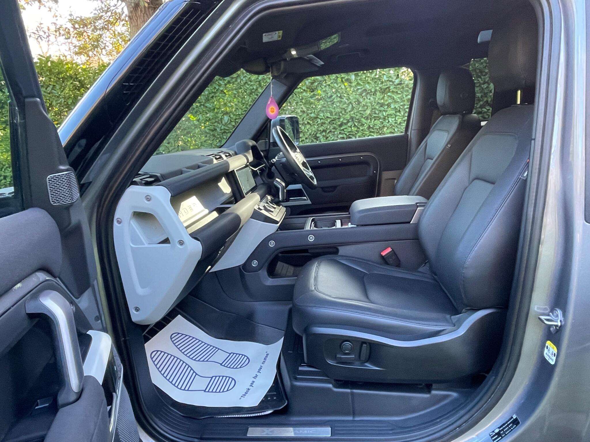 2022 LAND ROVER DEFENDER 90 2022 LAND ROVER DEFENDER 90