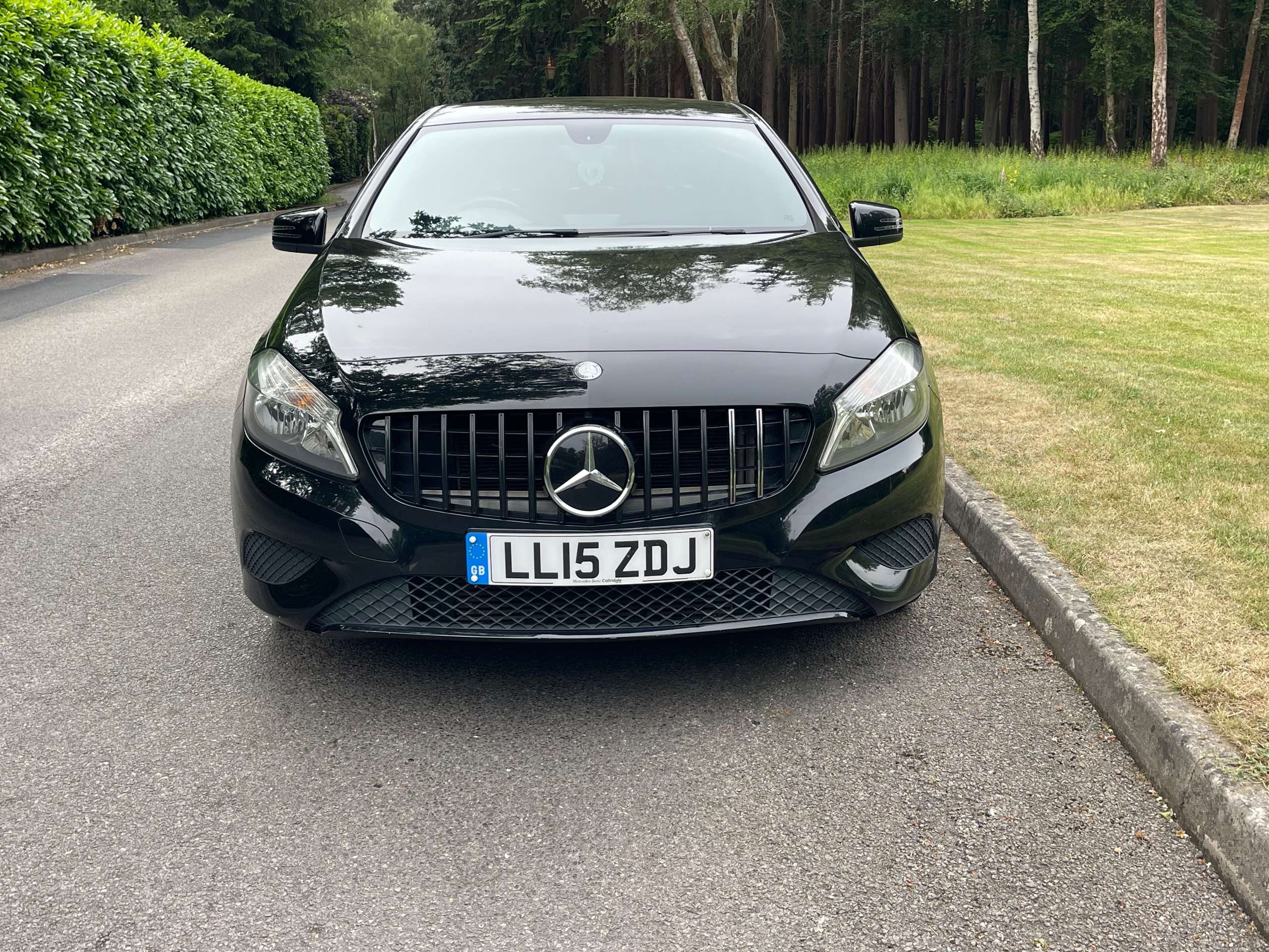 A 2015 MERCEDES-BENZ A CLASS 1.5 A180 CDI Sport Edition Hatchback 5dr Diesel 7G-DCT Euro 5 (s/s) (109 ps) A 2015 MERCEDES-BENZ A CLASS 1.5 A180 CDI Sport Edition Hatchback 5dr Diesel 7G-DCT Euro 5 (s/s) (109 ps)