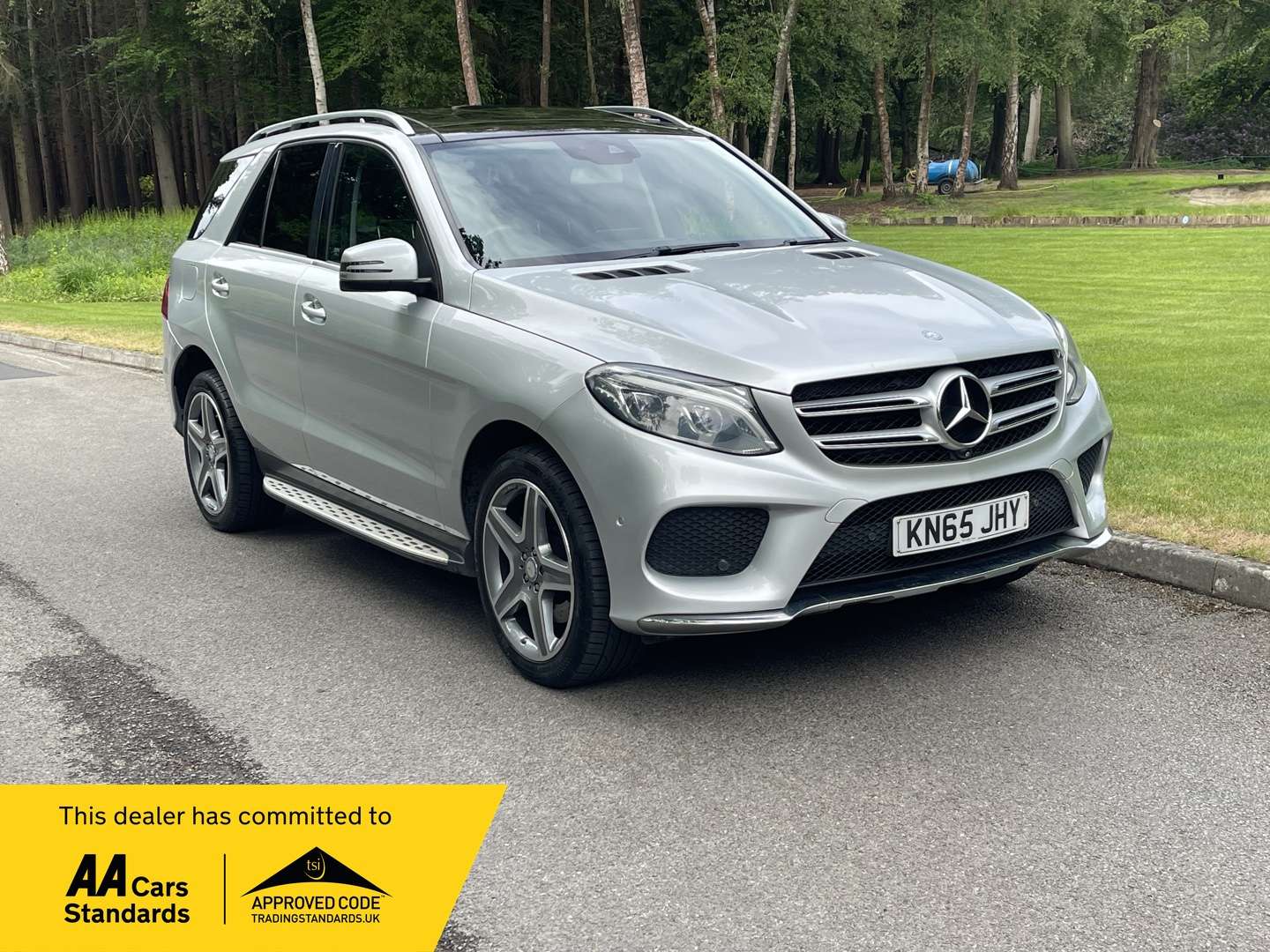 A 2015 MERCEDES-BENZ GLE 2.1 GLE250d AMG Line (Premium) SUV 5dr Diesel G-Tronic 4MATIC Euro 6 (s/s) (204 ps) A 2015 MERCEDES-BENZ GLE 2.1 GLE250d AMG Line (Premium) SUV 5dr Diesel G-Tronic 4MATIC Euro 6 (s/s) (204 ps)