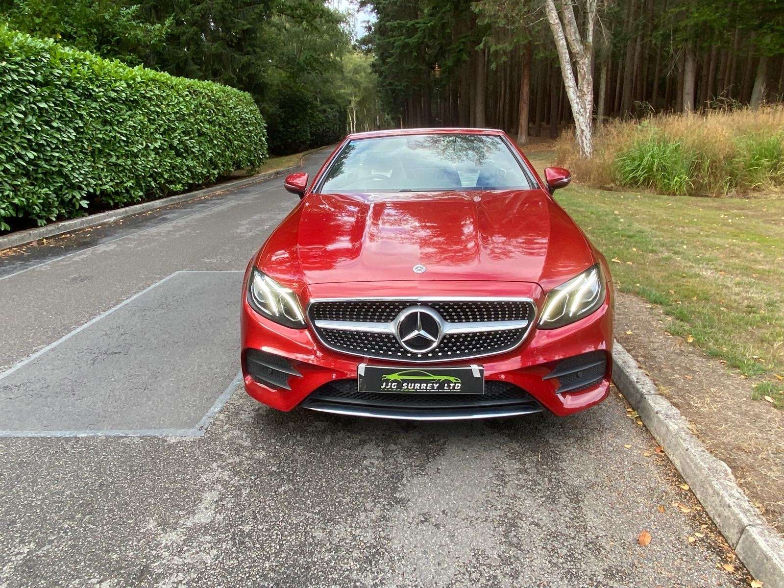 A 2018 MERCEDES-BENZ E CLASS 3.0 E350d V6 AMG Line (Premium) Cabriolet 2dr Diesel G-Tronic+ 4MATIC Euro 6 (s/s) (258 ps) A 2018 MERCEDES-BENZ E CLASS 3.0 E350d V6 AMG Line (Premium) Cabriolet 2dr Diesel G-Tronic+ 4MATIC Euro 6 (s/s) (258 ps)