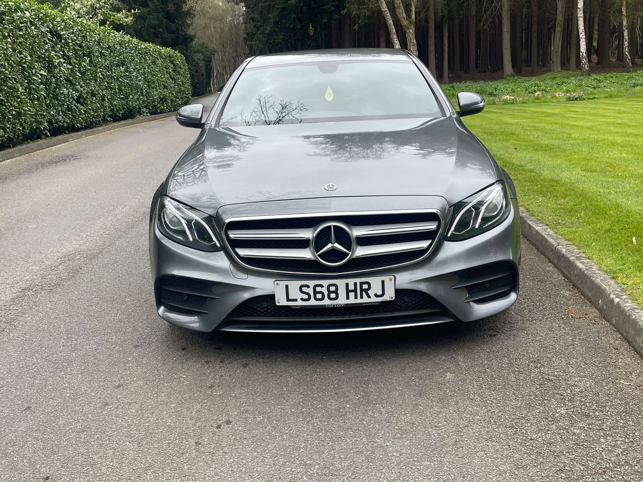A 2018 MERCEDES-BENZ E CLASS 2.0 E220d AMG Line Saloon 4dr Diesel G-Tronic+ Euro 6 (s/s) (194 ps) A 2018 MERCEDES-BENZ E CLASS 2.0 E220d AMG Line Saloon 4dr Diesel G-Tronic+ Euro 6 (s/s) (194 ps)