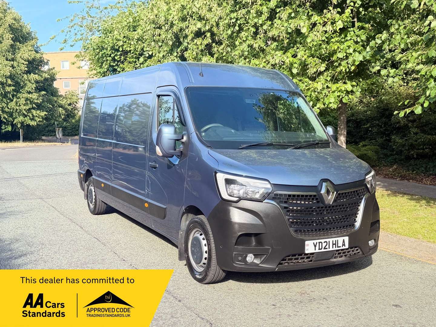 A 2021 RENAULT MASTER 2.3 dCi ENERGY 35 Business Panel Van 4dr Diesel Quickshift FWD LWB Medium Roof Euro 6 (s/s) (180 bhp) A 2021 RENAULT MASTER 2.3 dCi ENERGY 35 Business Panel Van 4dr Diesel Quickshift FWD LWB Medium Roof Euro 6 (s/s) (180 bhp)