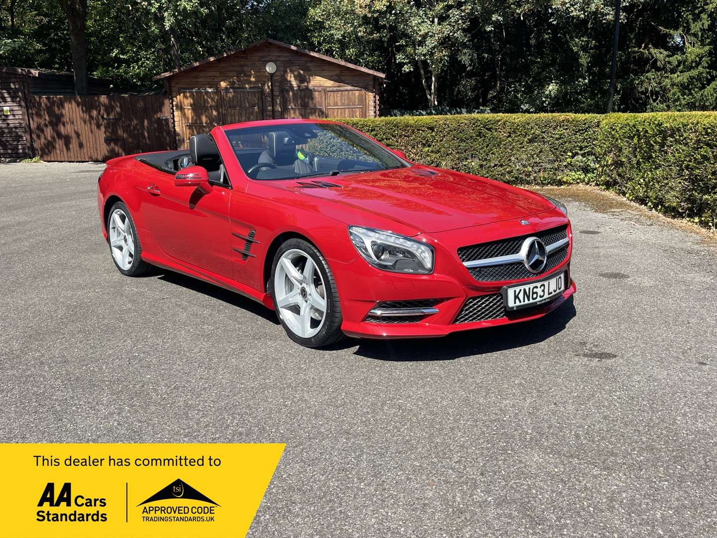 A 2013 MERCEDES-BENZ SL 3.5 SL350 AMG Sport Convertible 2dr Petrol G-Tronic Euro 5 (s/s) (306 ps) A 2013 MERCEDES-BENZ SL 3.5 SL350 AMG Sport Convertible 2dr Petrol G-Tronic Euro 5 (s/s) (306 ps)